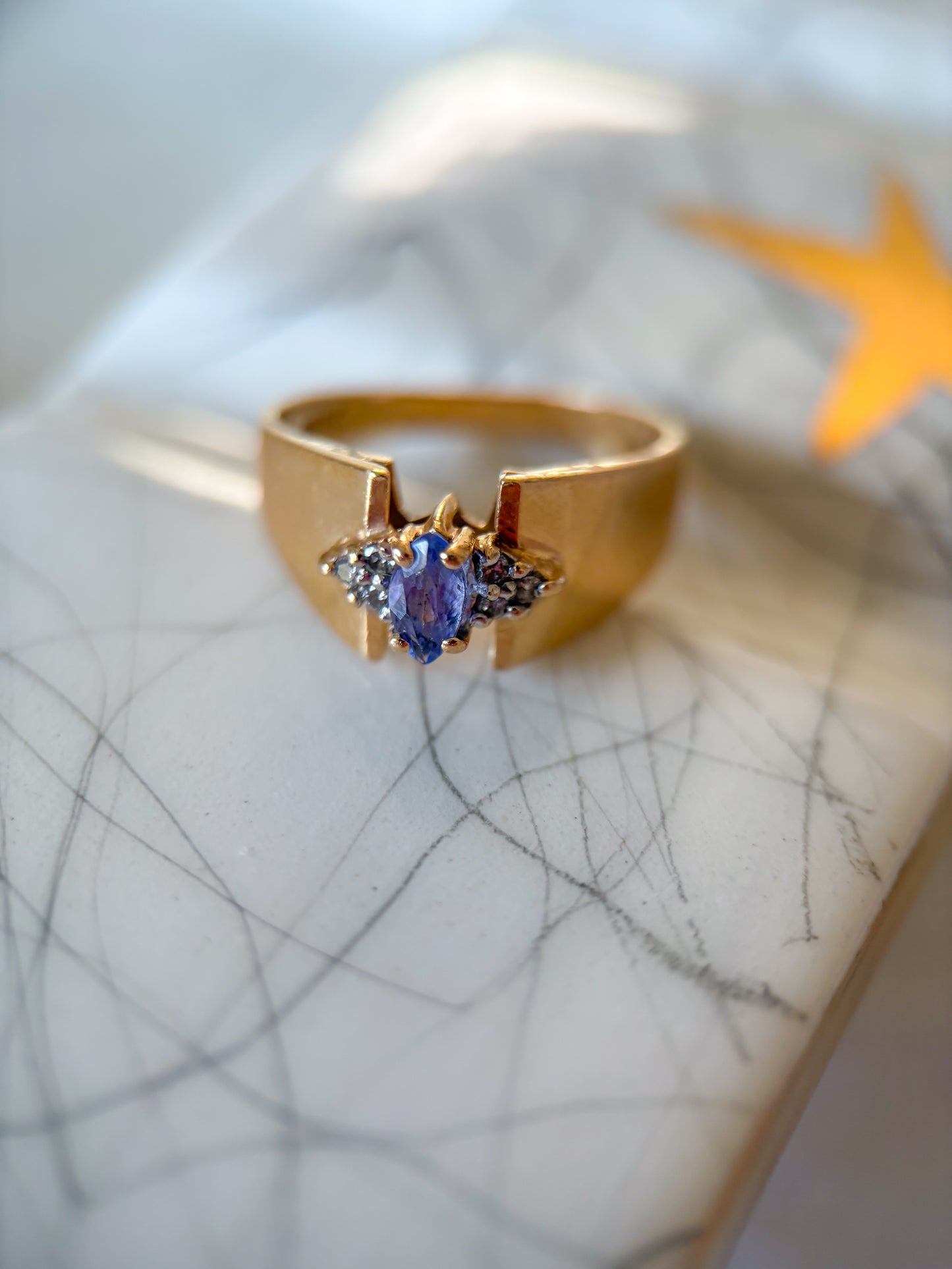 Vintage Natural Diamond and Blue Stone 14k Yellow Gold Ring