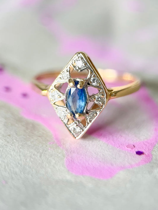 Vintage Natural Sapphire and Diamond 14k Yellow Gold Ring