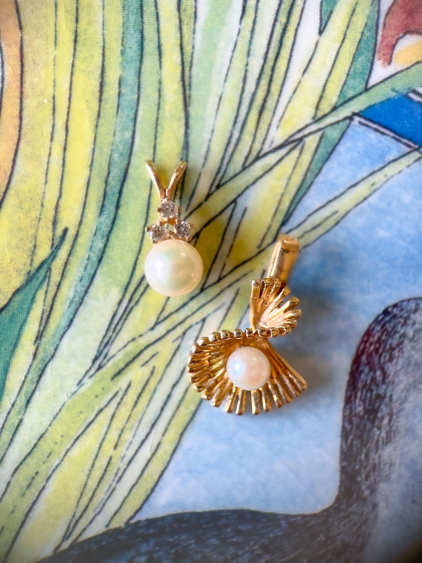 Vintage Pearl 14k Yellow Gold Charm