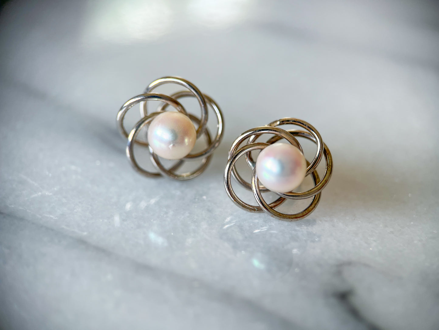 Vintage Pearl and Knot 14k White Gold Stud Earrings