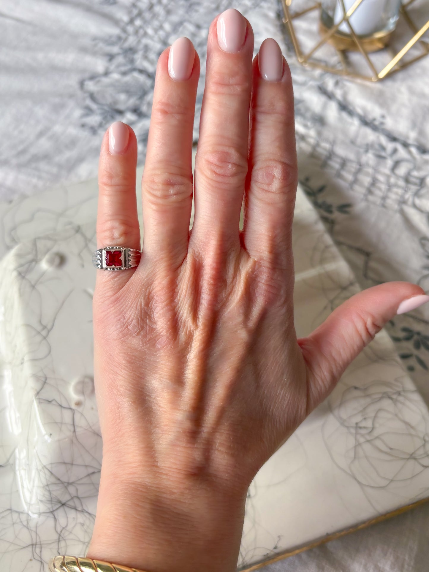 Vintage 18k White Gold Ring with Red Stone