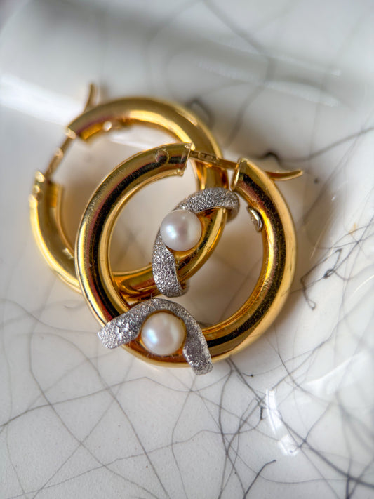Vintage 18k Yellow Gold Thick Tube Hoops Pearls