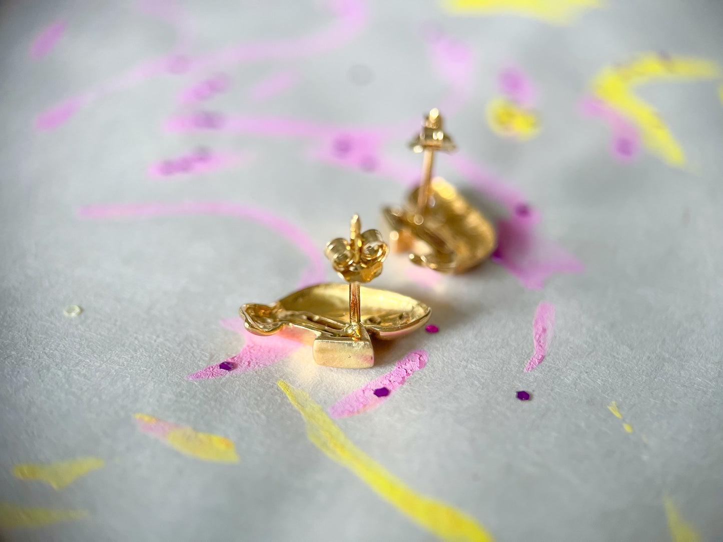 Vintage 14k Yellow Gold Arrows with CZ Earrings