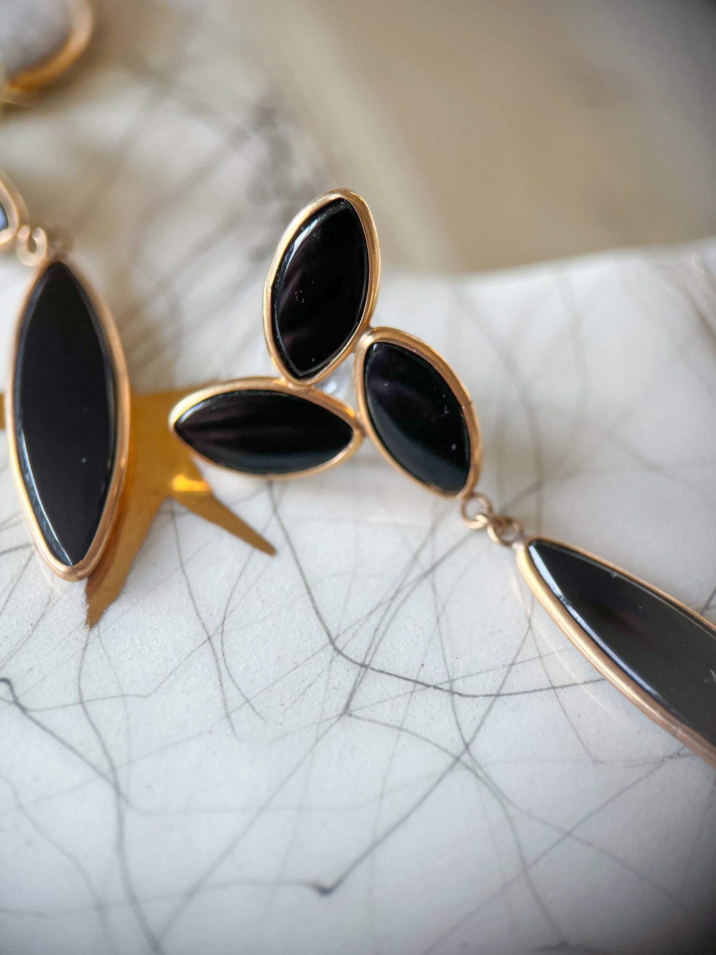 Vintage Onyx Drop 14k Yellow Gold Stud Earrings