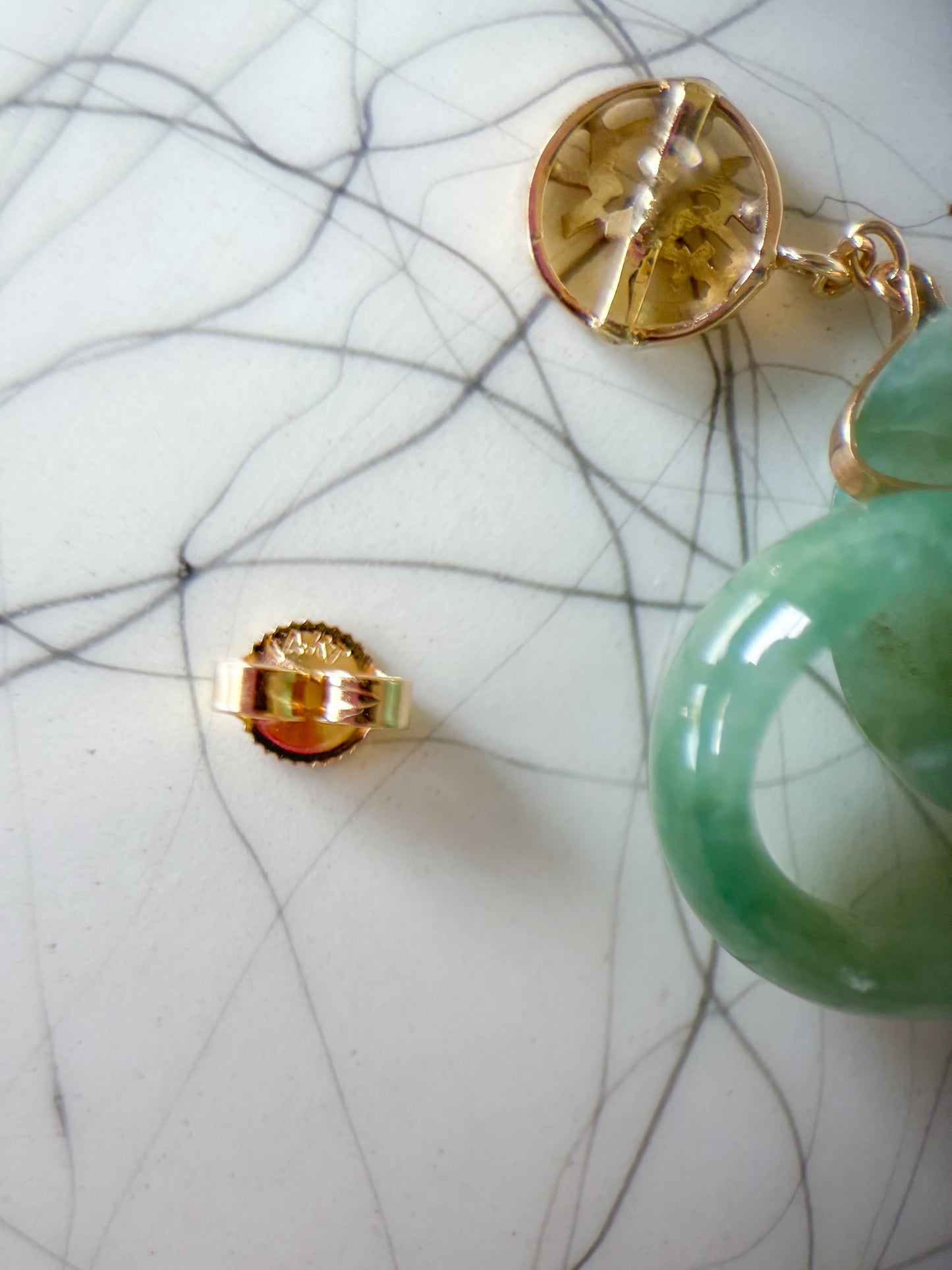 Vintage Jade Drop 14k Yellow Gold Earrings