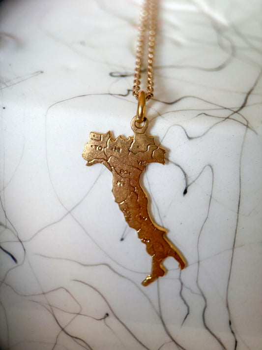 Vintage Italy 18k Yellow Gold Charm