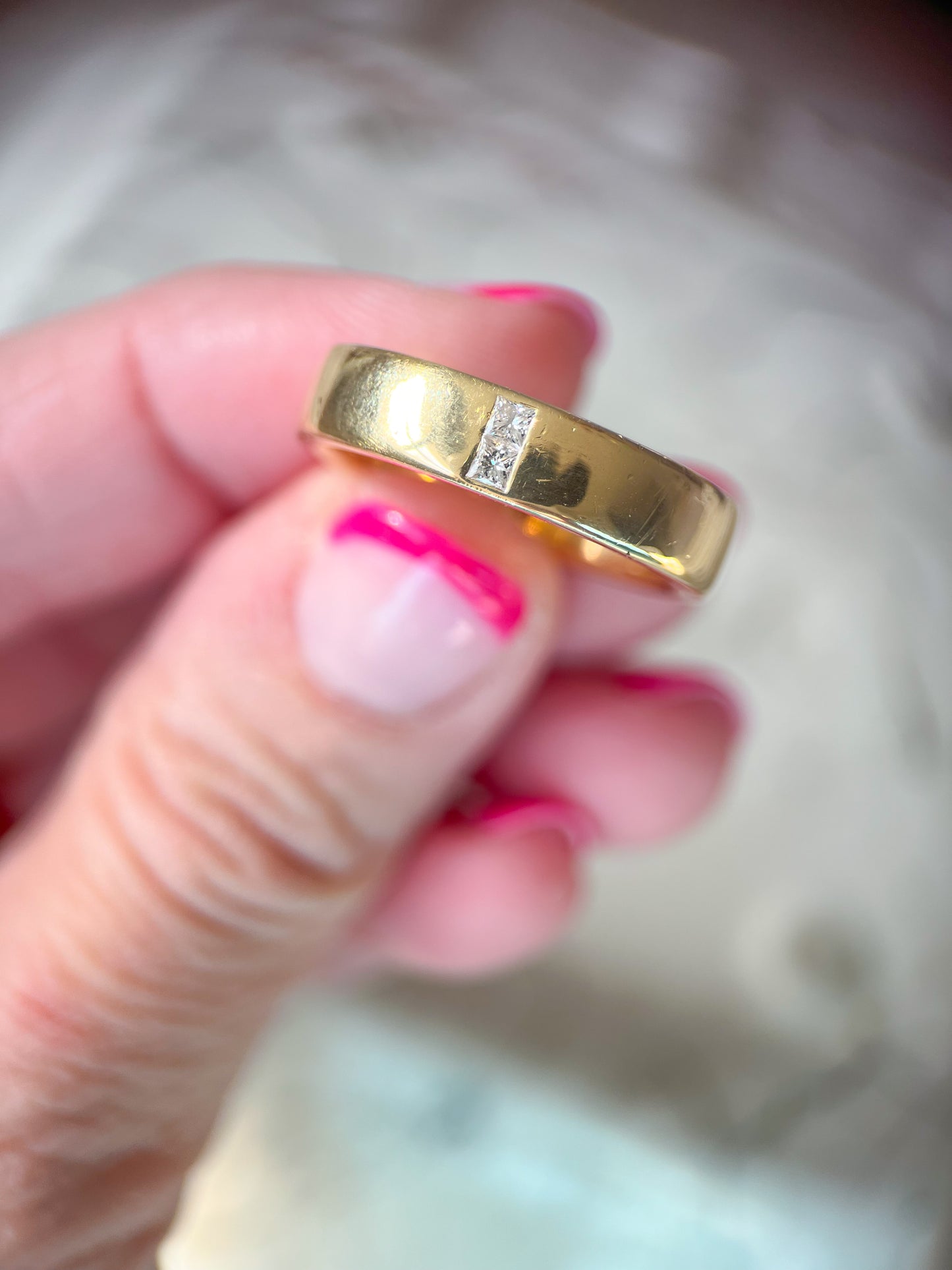 Vintage Natural Diamond and Hidden Natural Ruby 18k Yellow Gold Band Ring