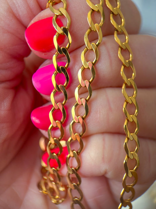 Vintage Curb Chain 18k Yellow Gold 20.5 Inch Necklace