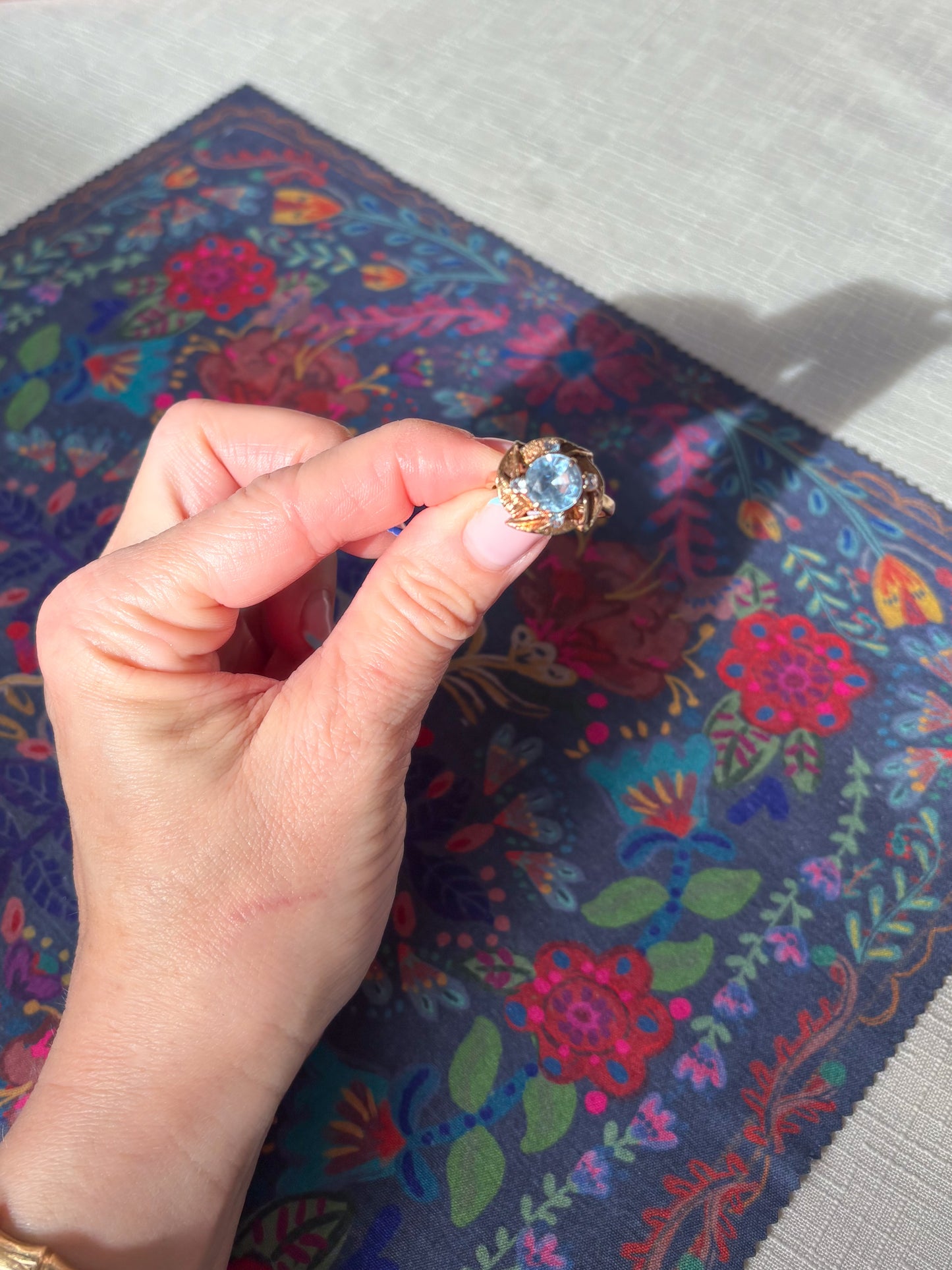 Vintage Natural Aquamarine Rose 14k Yellow Gold Ring
