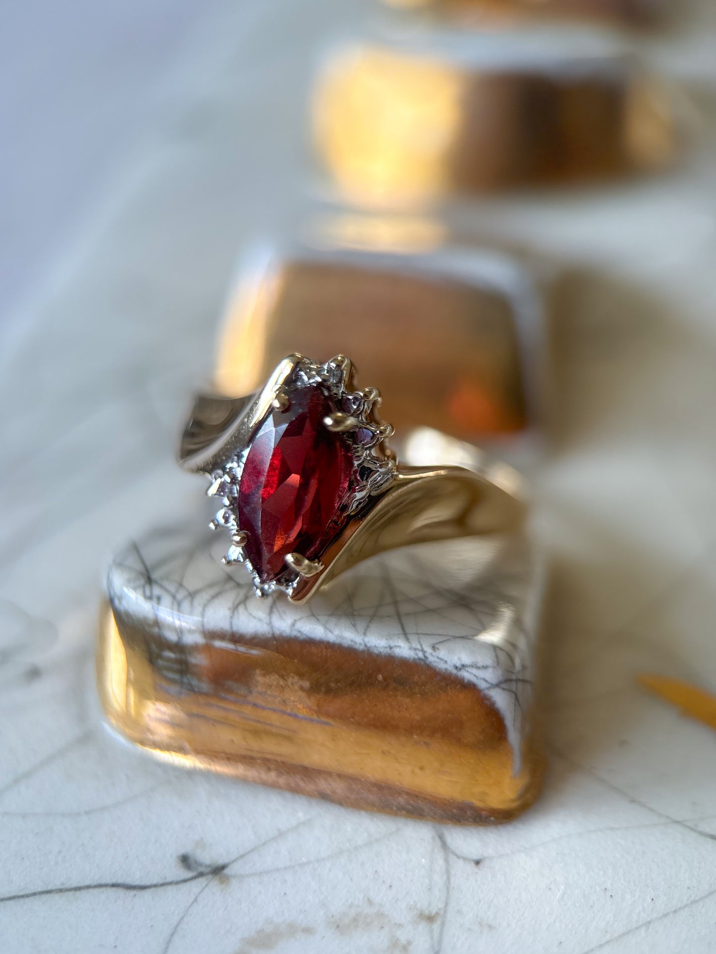 Vintage Marquise Synthetic Garnet 10k Yellow Gold Ring