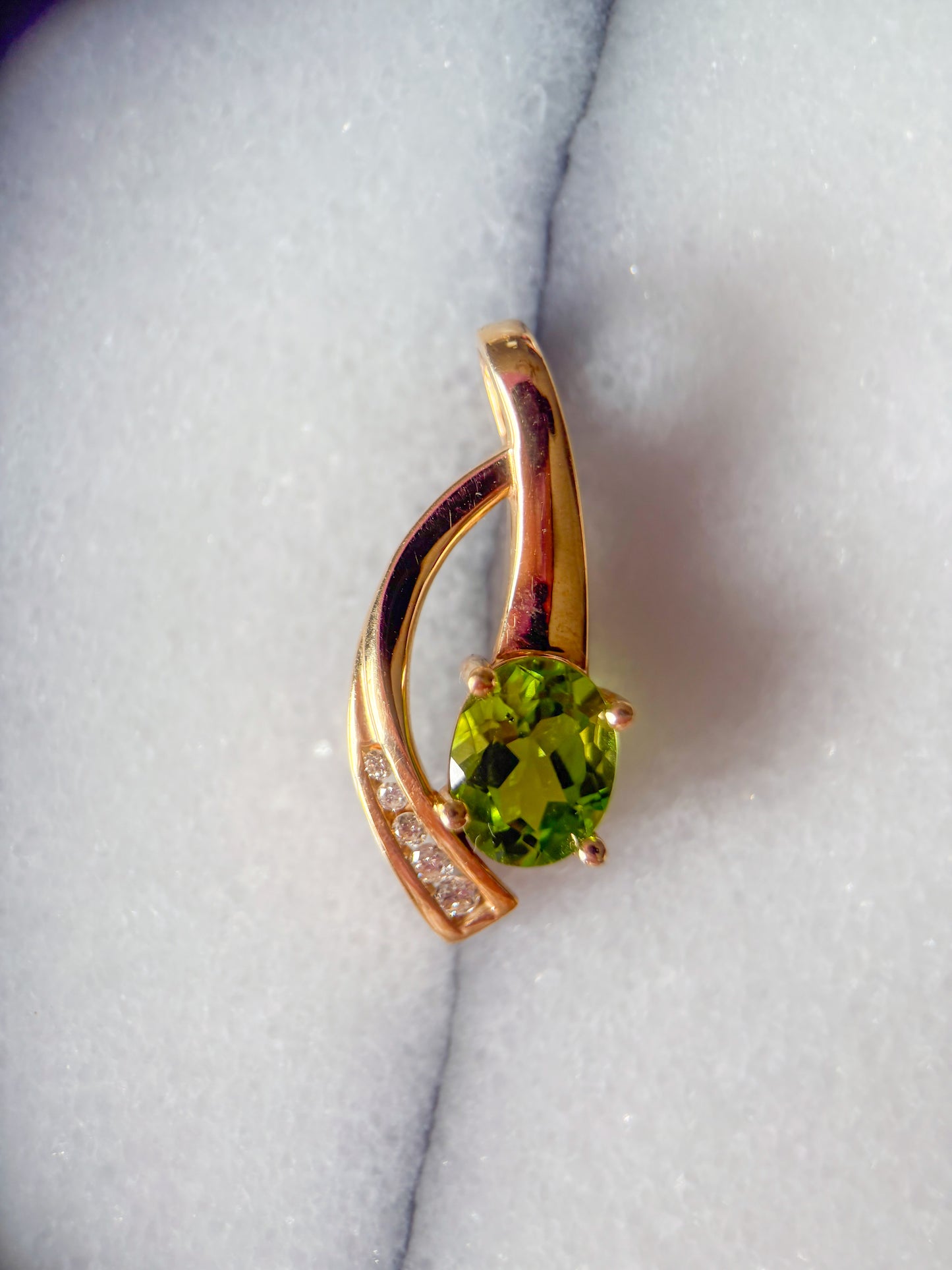 Vintage Natural Diamond and Peridot Slider 10k Yellow Gold Charm