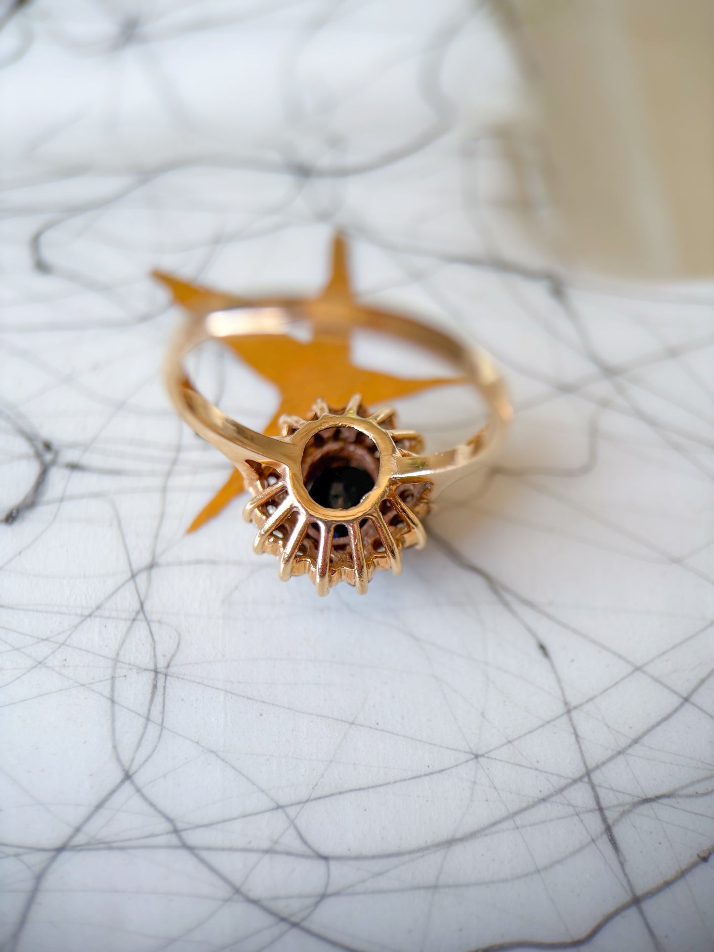 Vintage Natural Sapphire and Diamond 14k Yellow Gold Ring