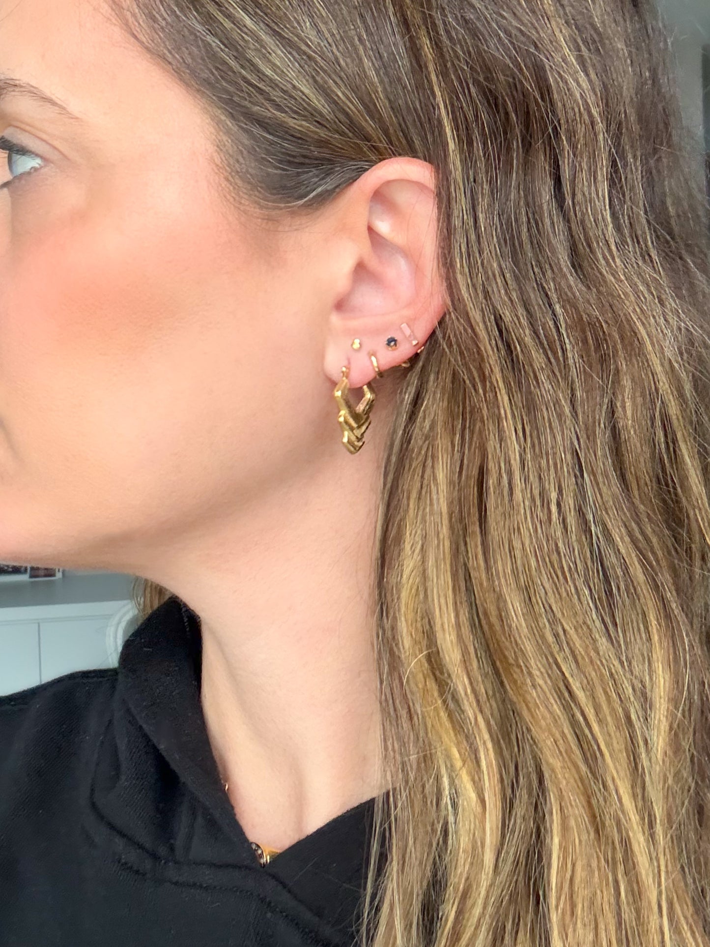 Vintage Tapered 14k Yellow Gold Hoop Earrings