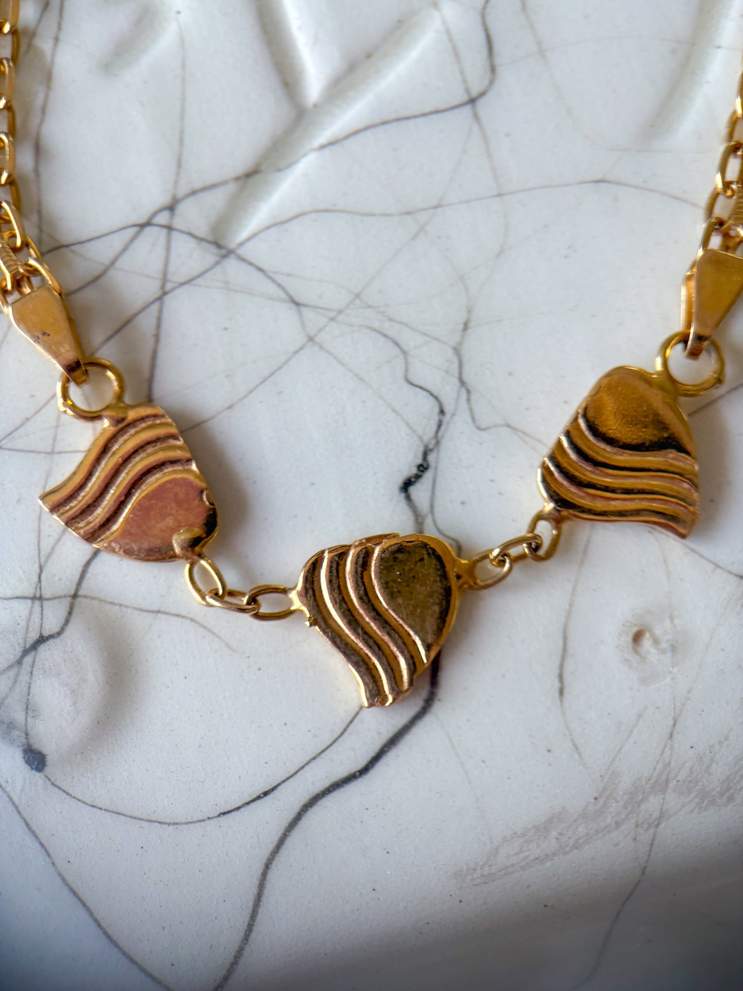 Vintage 3 Hearts on Bismark Chain 14k Yellow Gold 7 Inch Bracelet