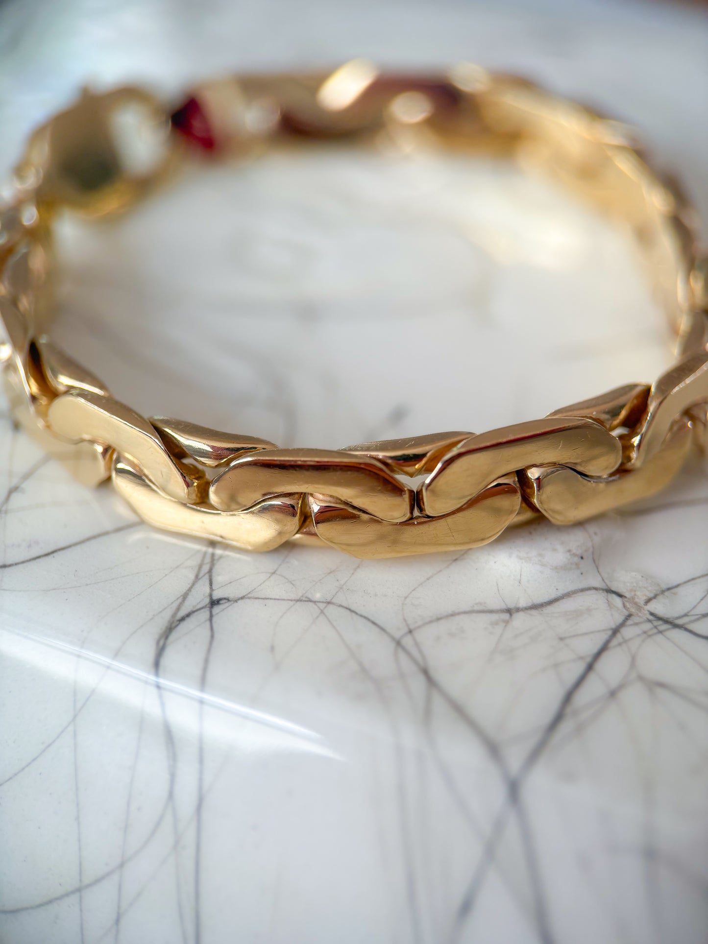 Vintage Solid C Link 14k Yellow Gold 7 Inch Bracelet, circa 1970s