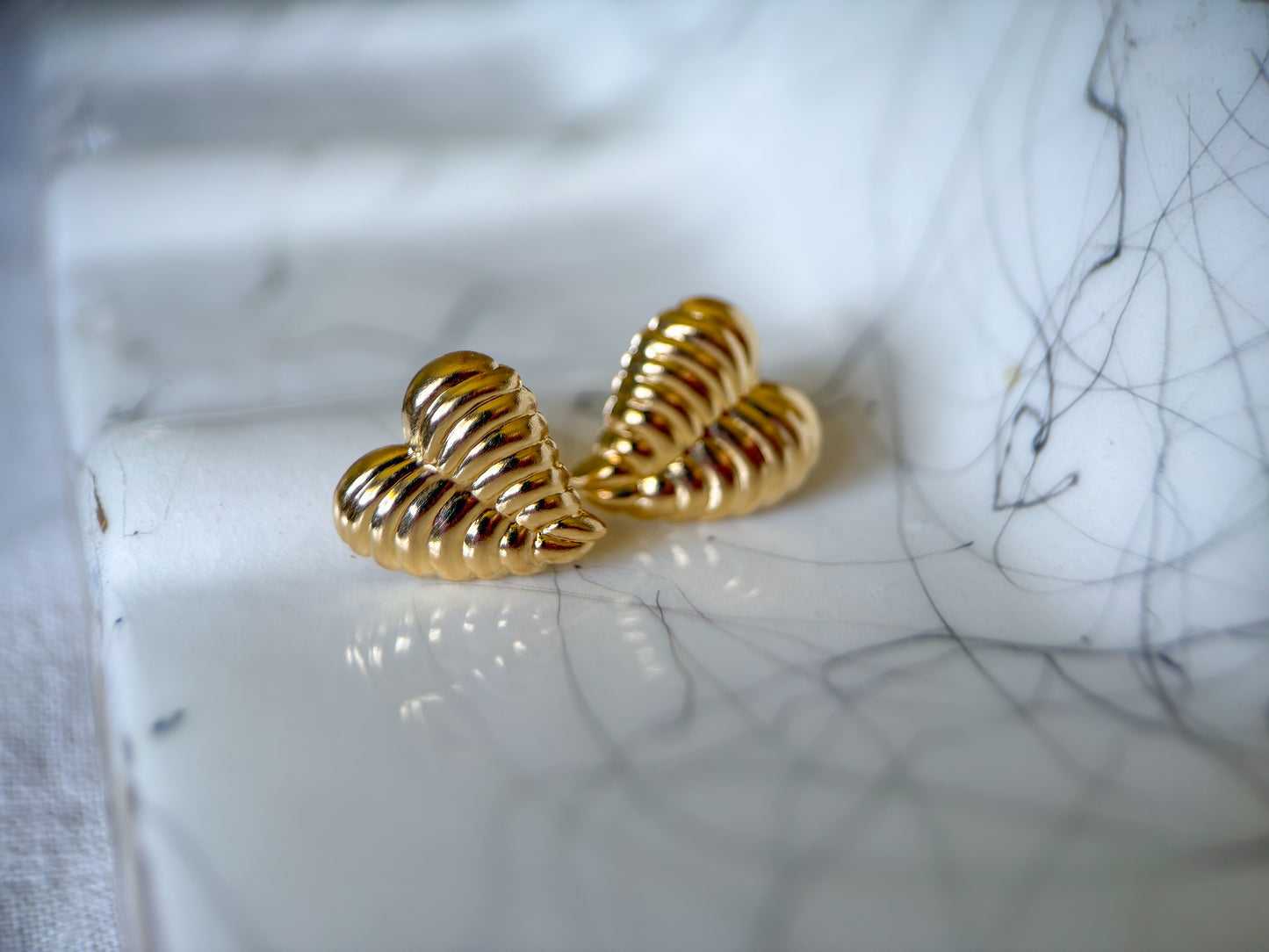 Vintage Heart Shaped 14k Yellow Gold Stud Earrings