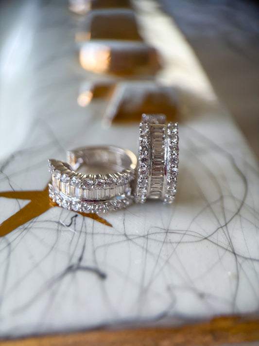 Vintage Natural Diamond 14k White Gold Huggies
