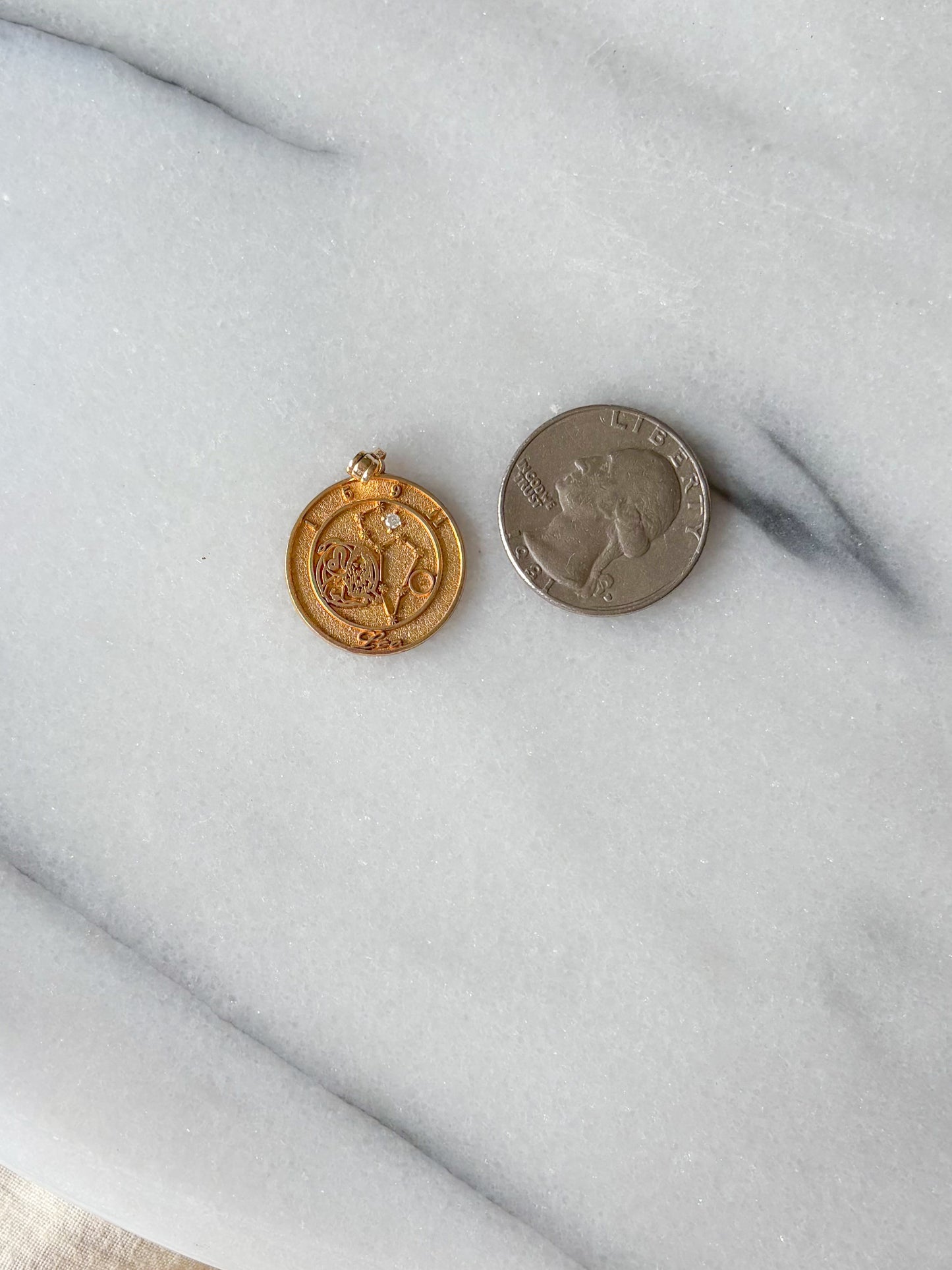 Vintage Leo Zodiac Sign with Natural Diamond 10k Yellow Gold Charm