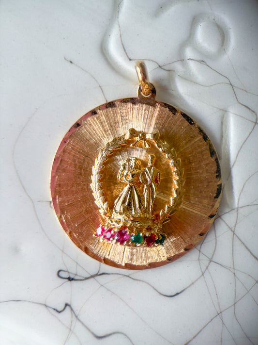 Vintage Large Circular Pendant Bride and Groom 14k Yellow Gold Charm