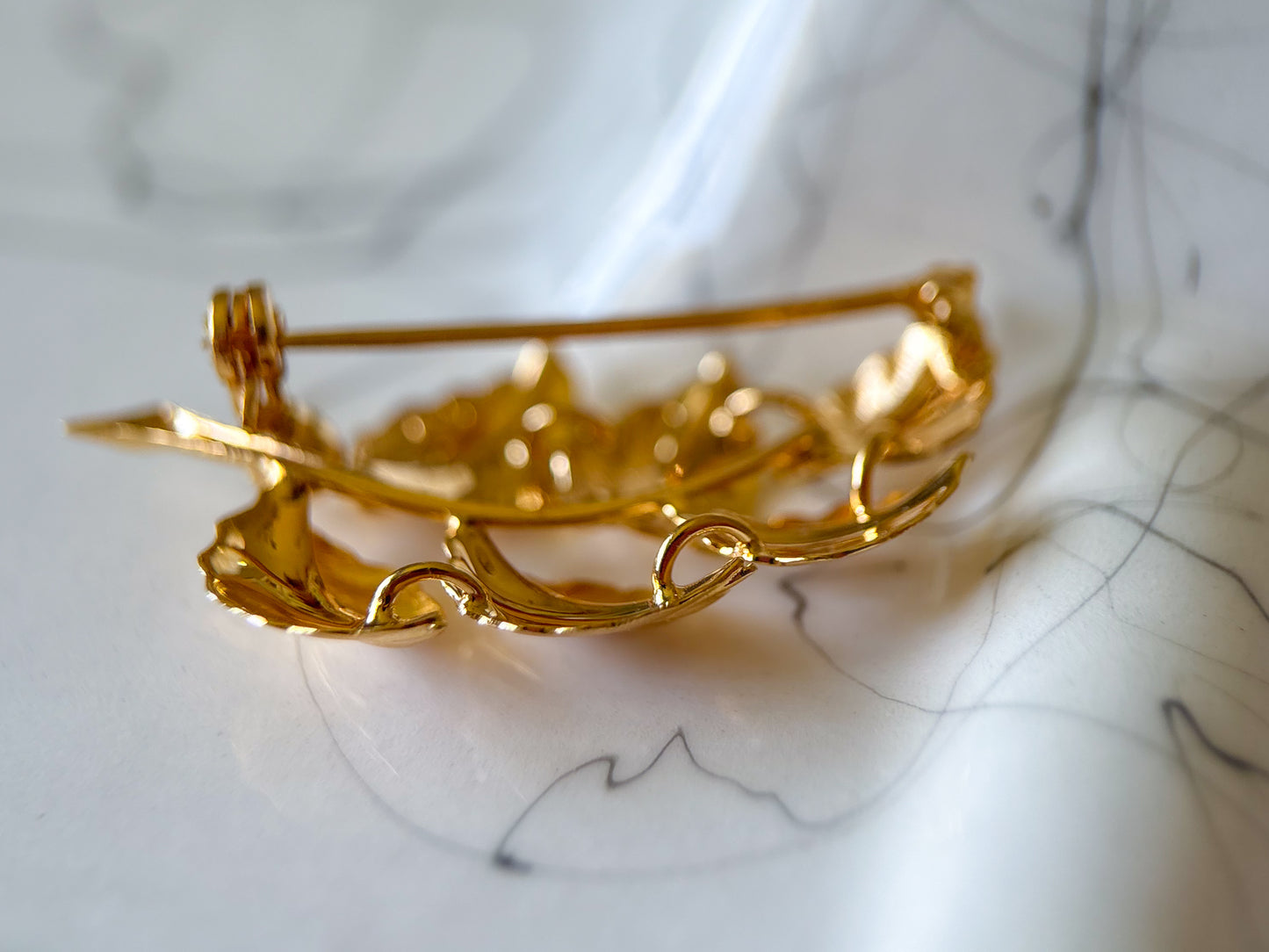 Vintage 14k Yellow Gold Leaf Brooch