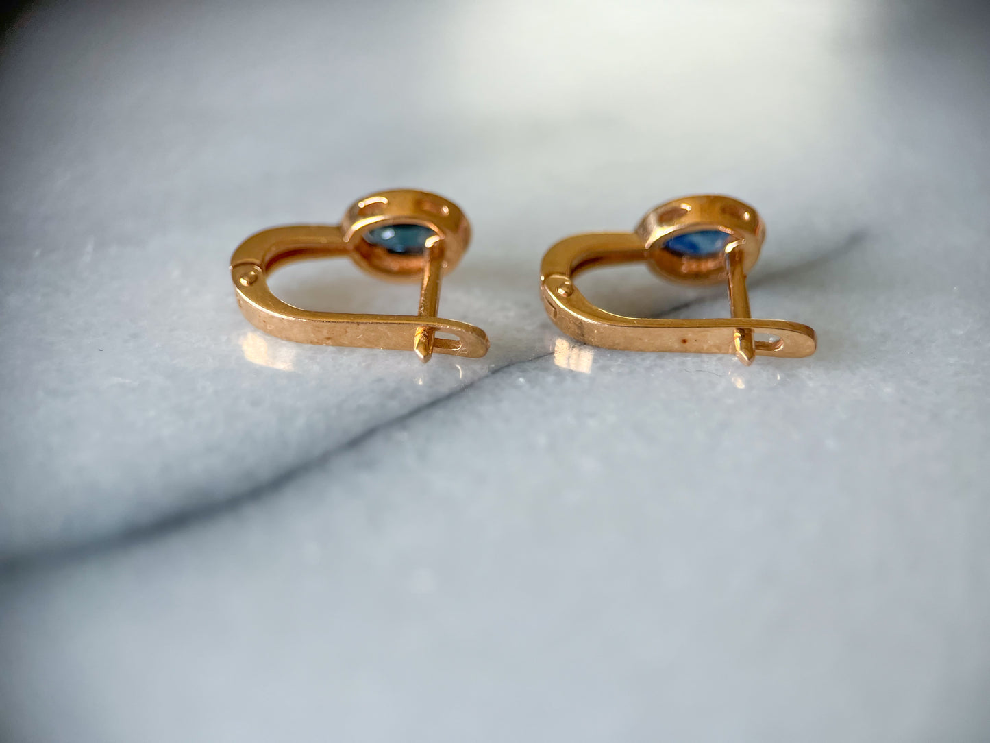 Vintage Natural Sapphire and Natural Diamond 14k Yellow Gold Drop Earrings