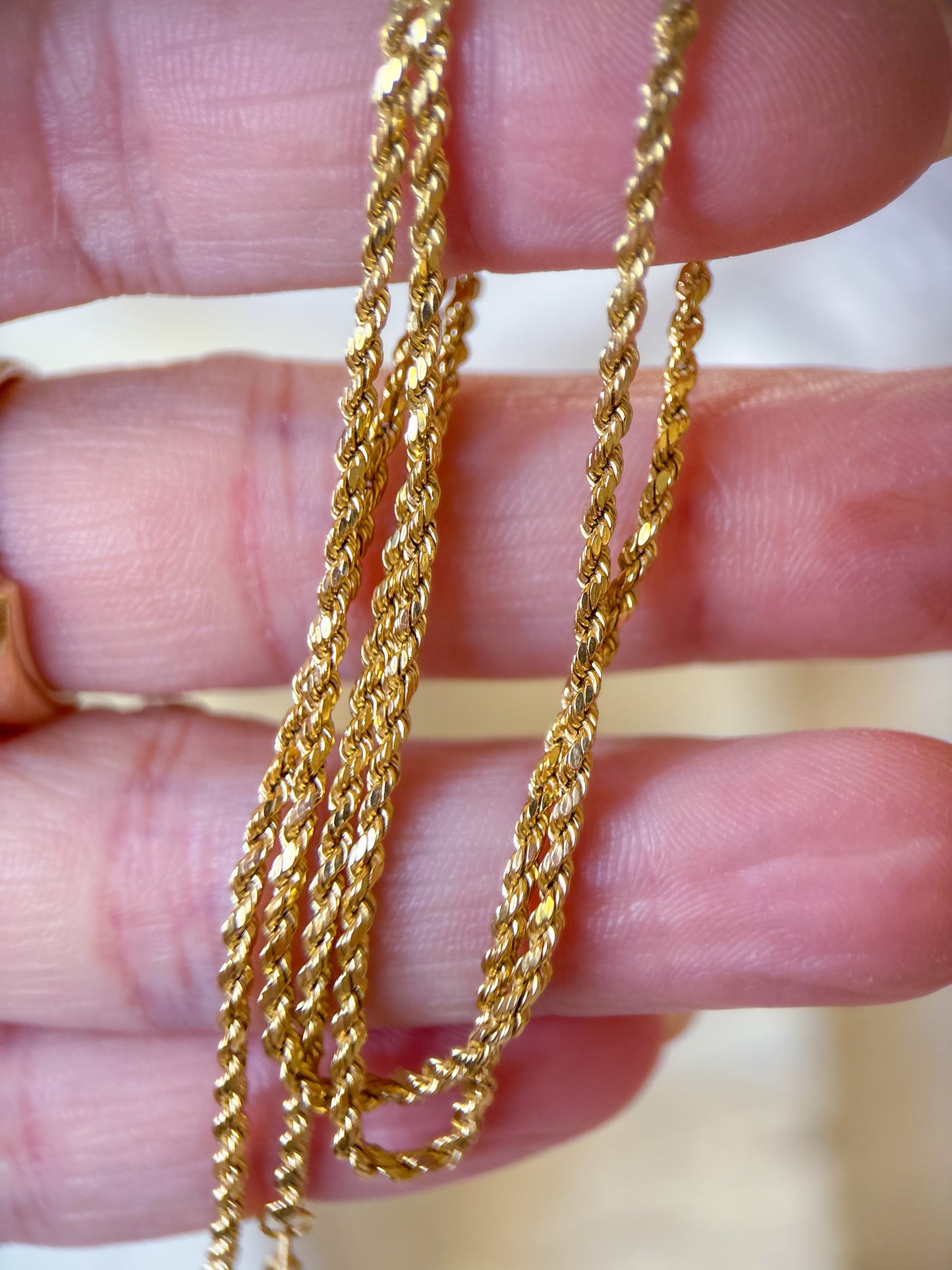 Vintage Thin 14k Yellow Gold 18 Inch Rope Chain