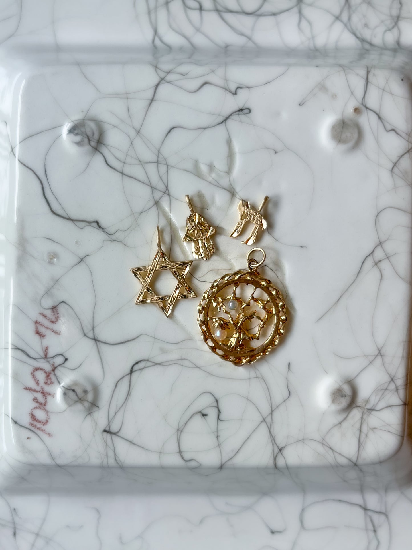 Vintage Small Filigree Hamsa 14k Yellow Gold Charm