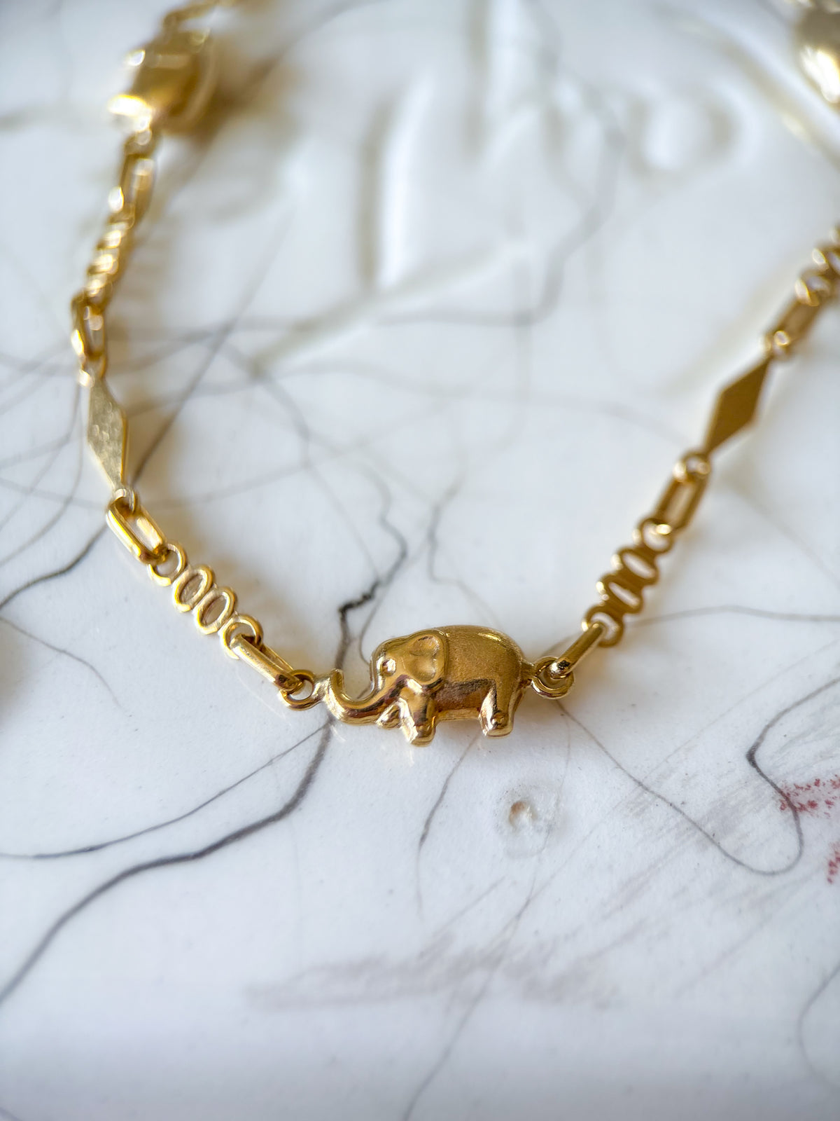 Vintage Elephant 18k Yellow Gold 7.25 Inch Bracelet