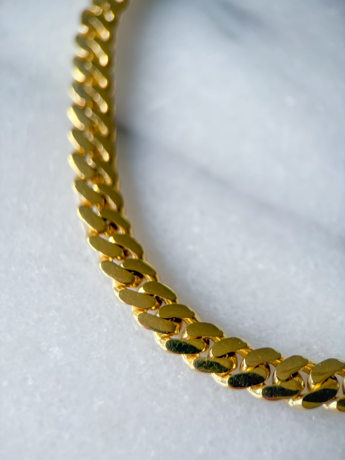 Vintage Curb Link 10k Yellow Gold 8 Inch Bracelet