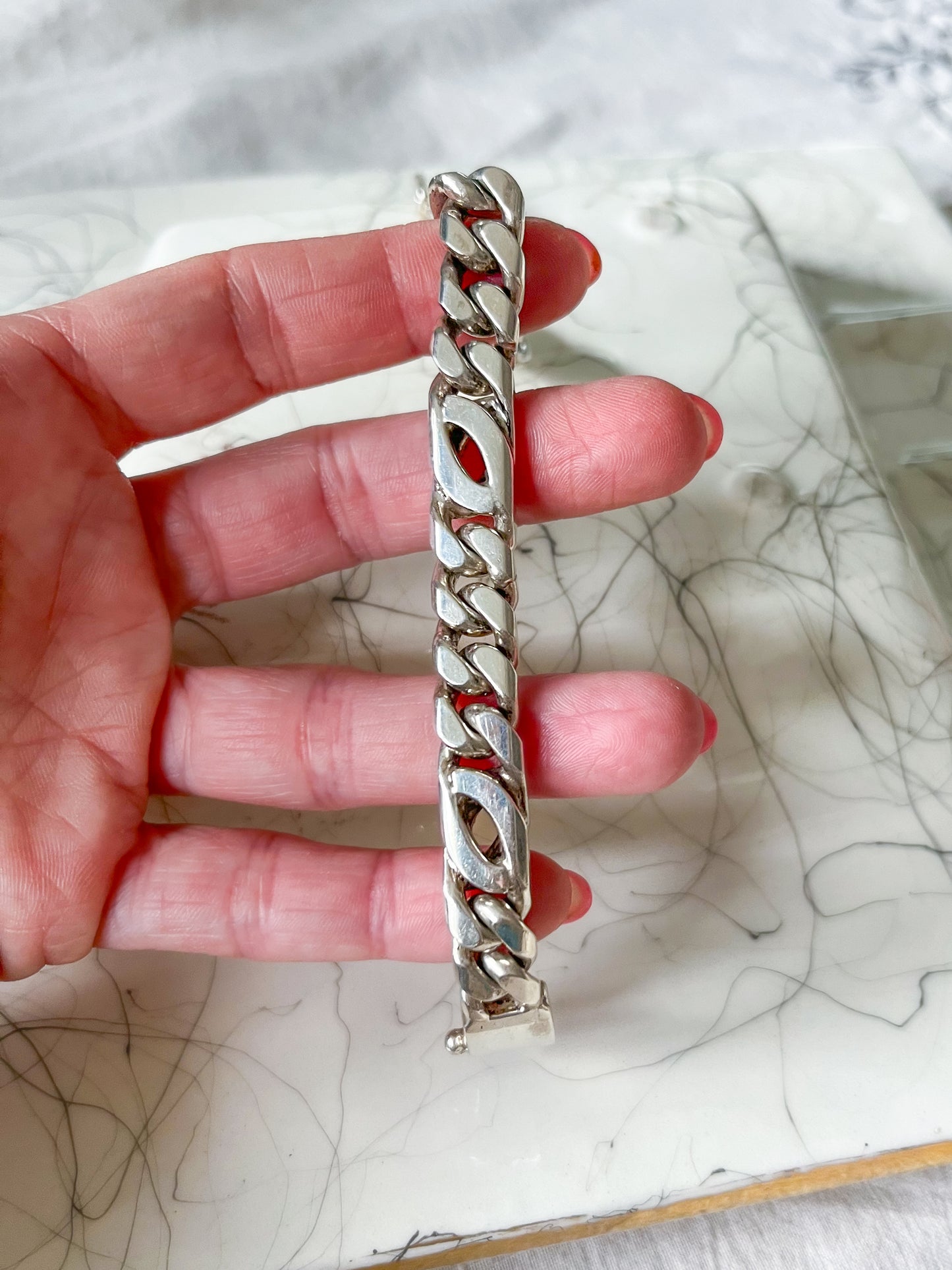 Vintage Super Chunky Figaro Chain Sterling Silver 8.5 Inch Bracelet, circa 1990s