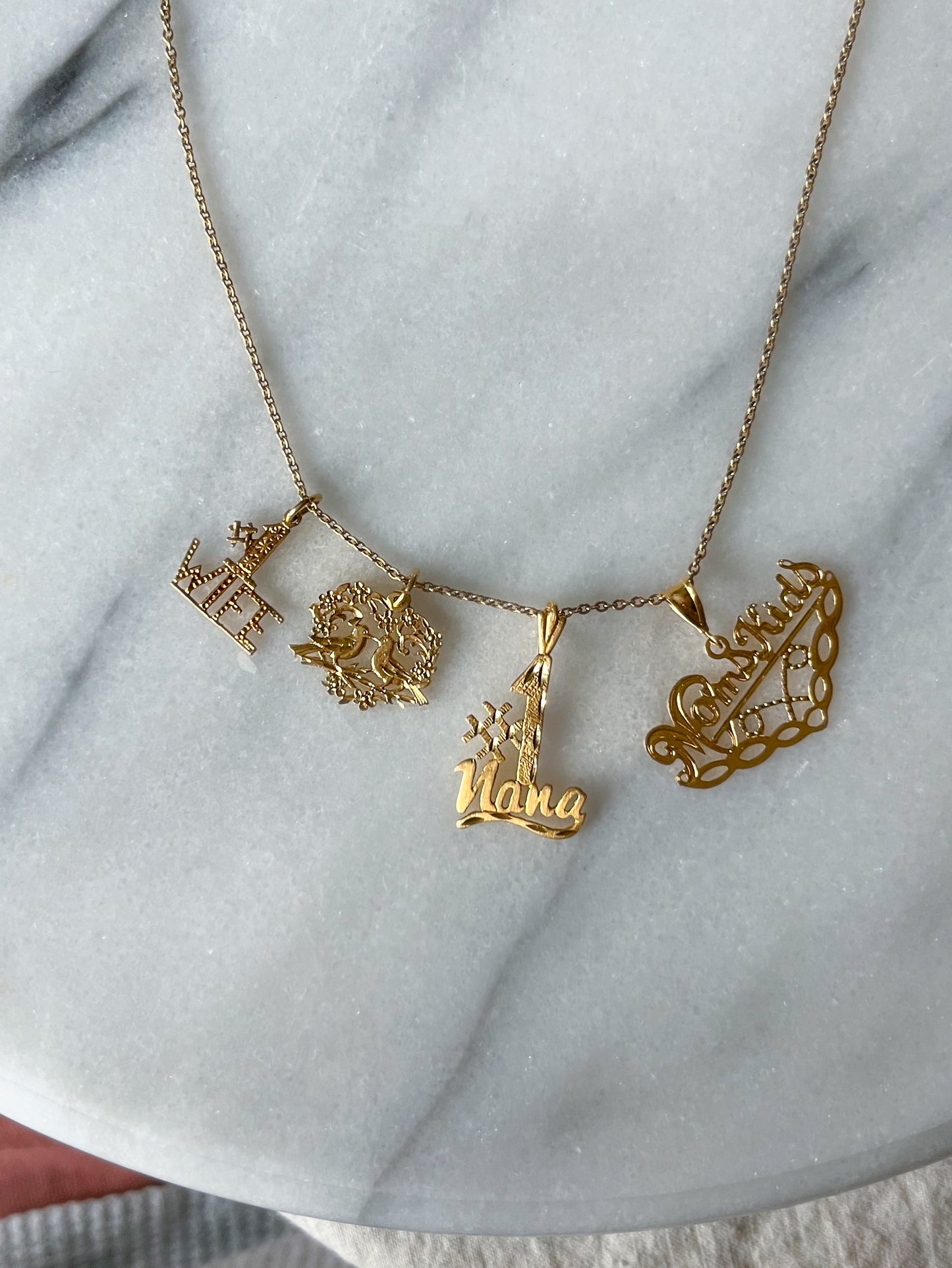 Various Vintage Charms "Mom and Kids" and Birds 14k Yellow Gold Charms