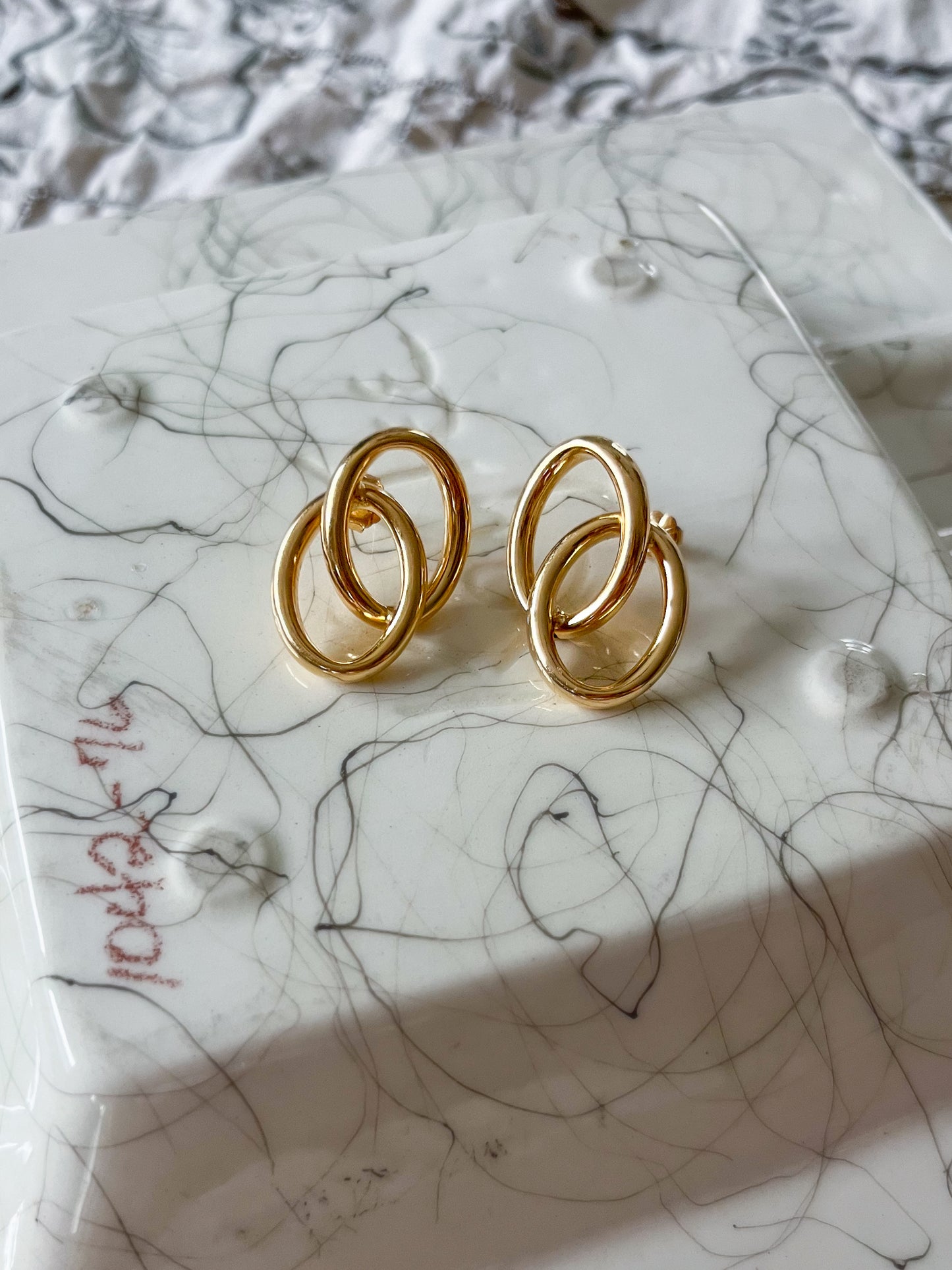 Vintage Double Ring Hoop 14k Yellow Gold Earrings