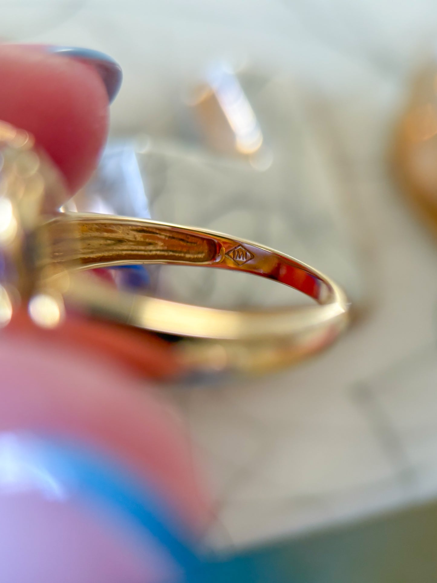 Vintage Cabochon Amethyst 14k Yellow Gold Ring