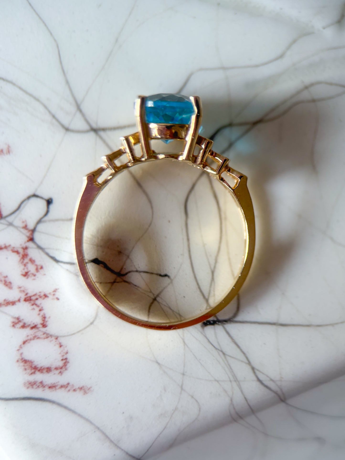 Vintage 10k Yellow Gold with Synthetic Blue Stone