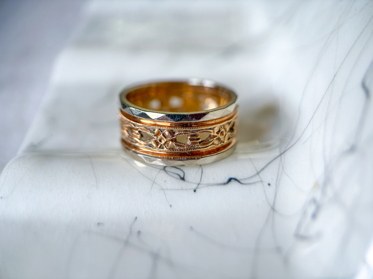 Vintage Two Toned 14k White and Yellow Gold Band Ring, Size 6.5