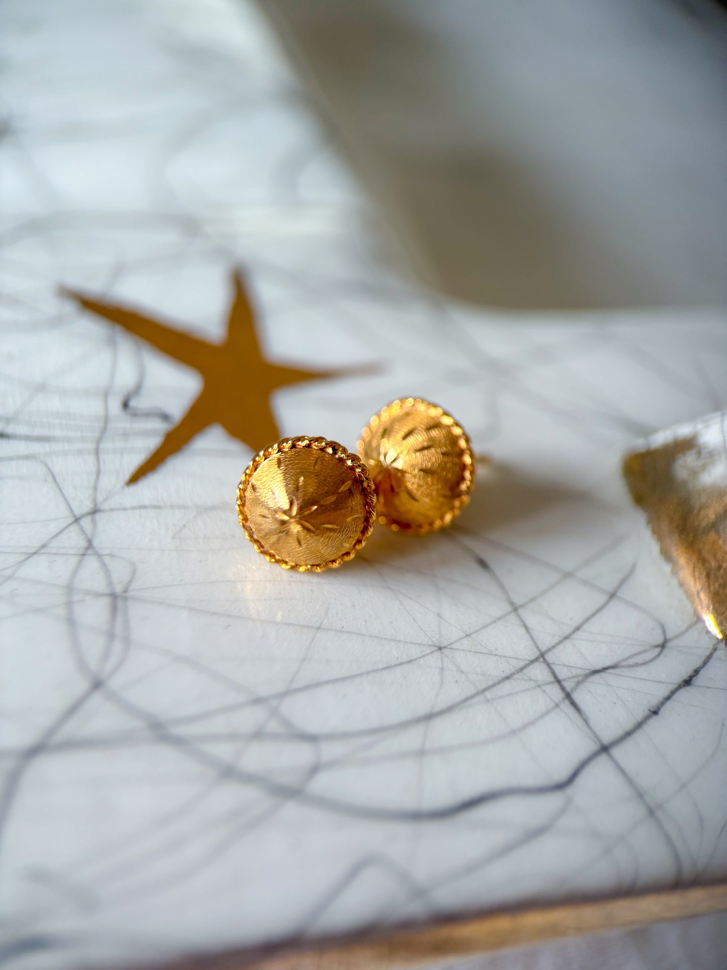 Vintage Dome 14k Yellow Gold Stud Earrings