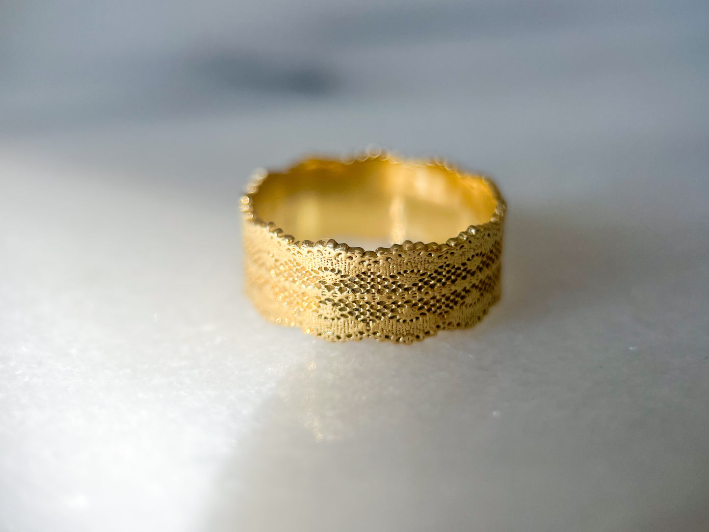 Vintage Lace 14k Yellow Gold Band Ring
