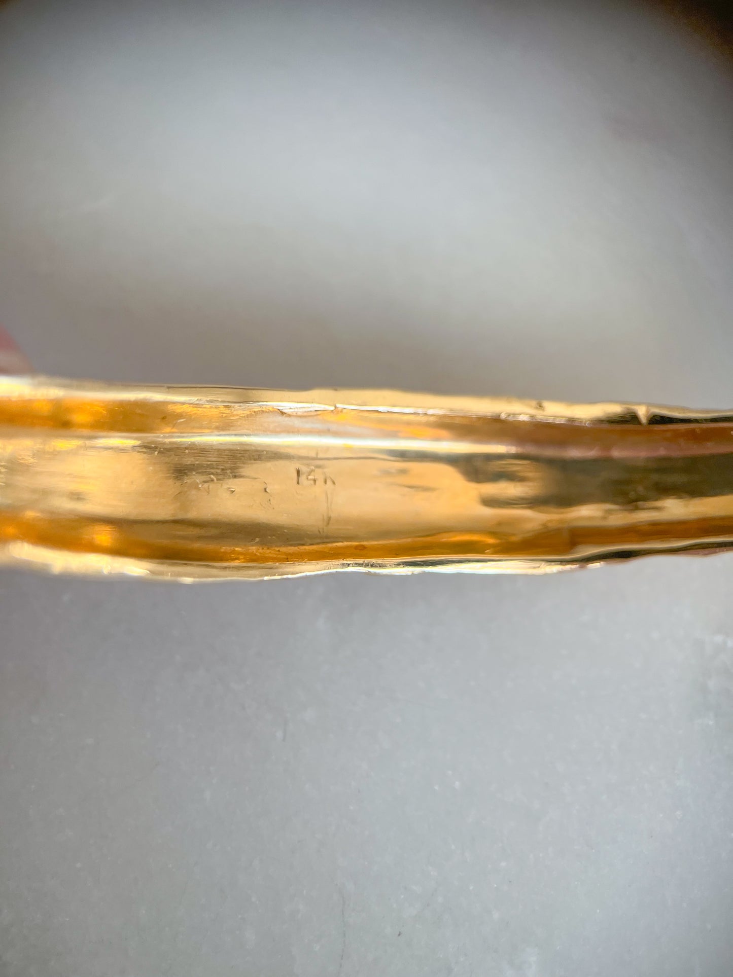 Vintage Textured 14k Yellow Gold Bangle