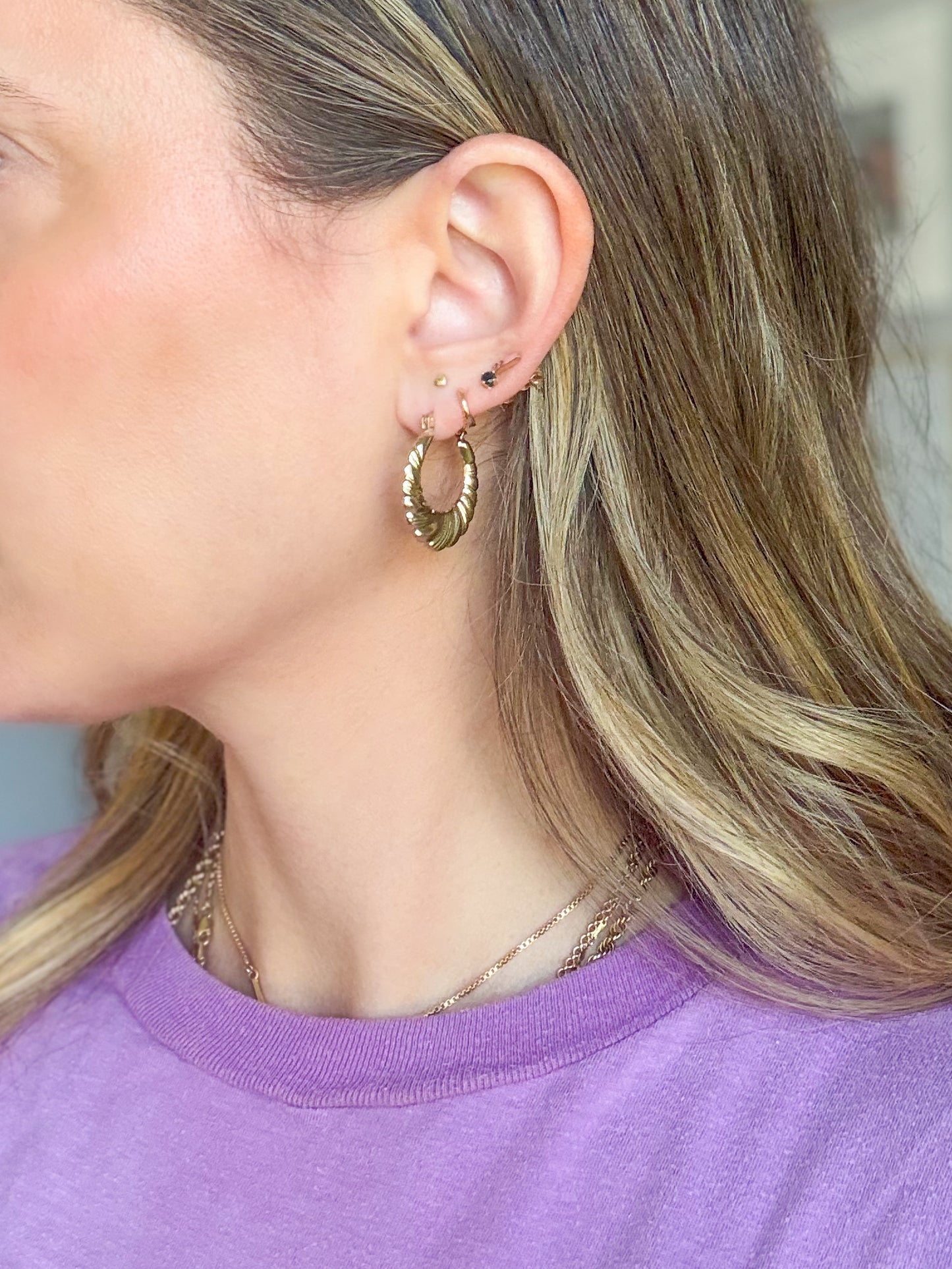 Vintage Scalloped 10k Yellow Gold Hoop Earrings