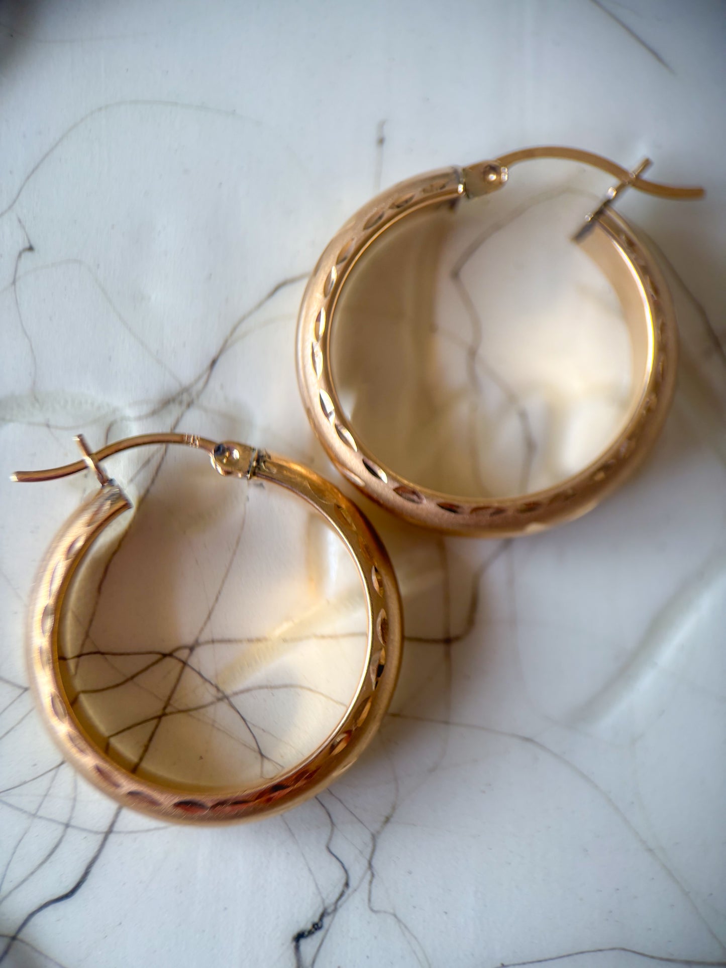Vintage 14k Yellow Gold Etched Hoop Earrings