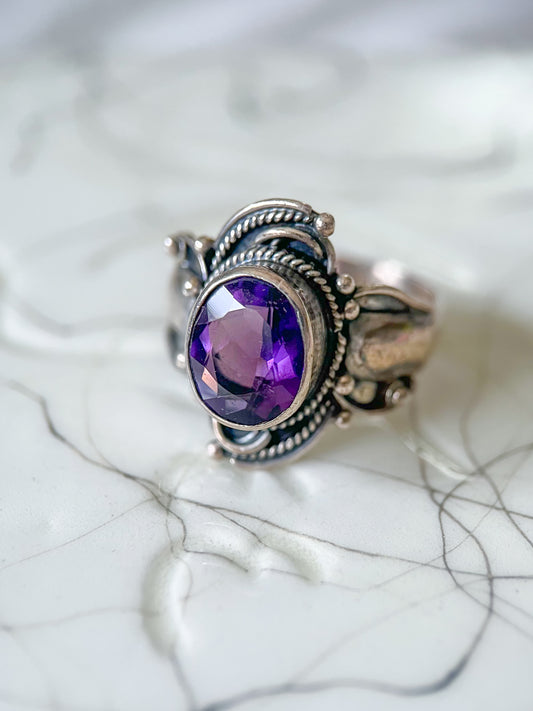 Vintage Amethyst and Sterling Silver Ring