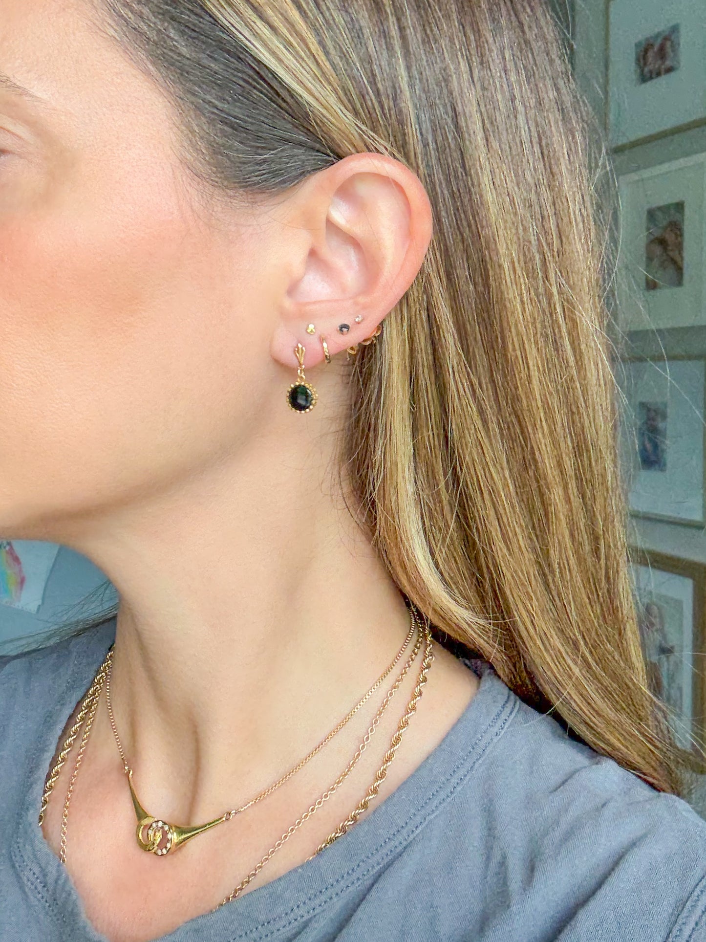 Vintage Onyx Drop 14k Yellow Gold Earrings