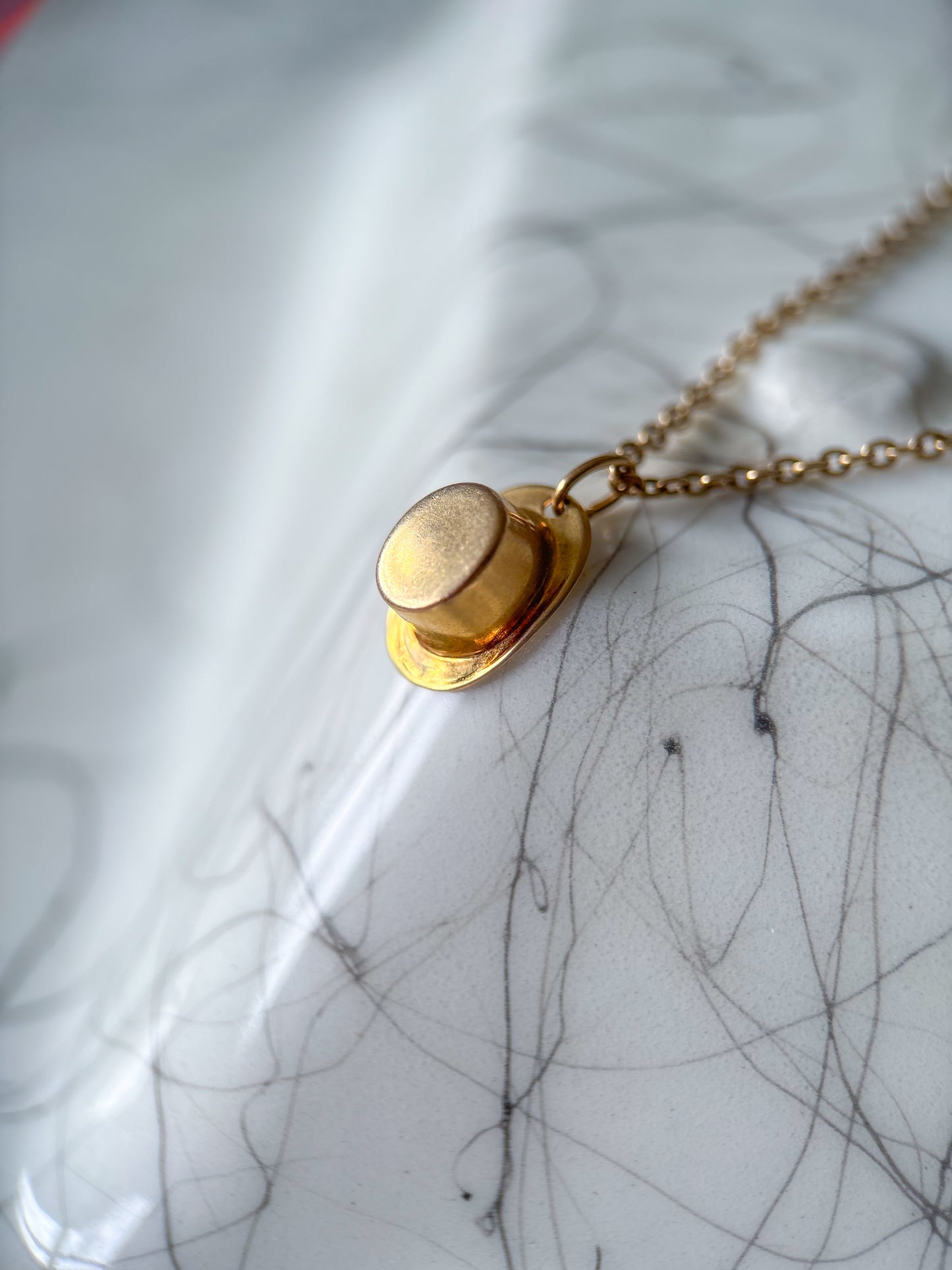 Vintage Mini Top Hat 10k Yellow Gold Charm
