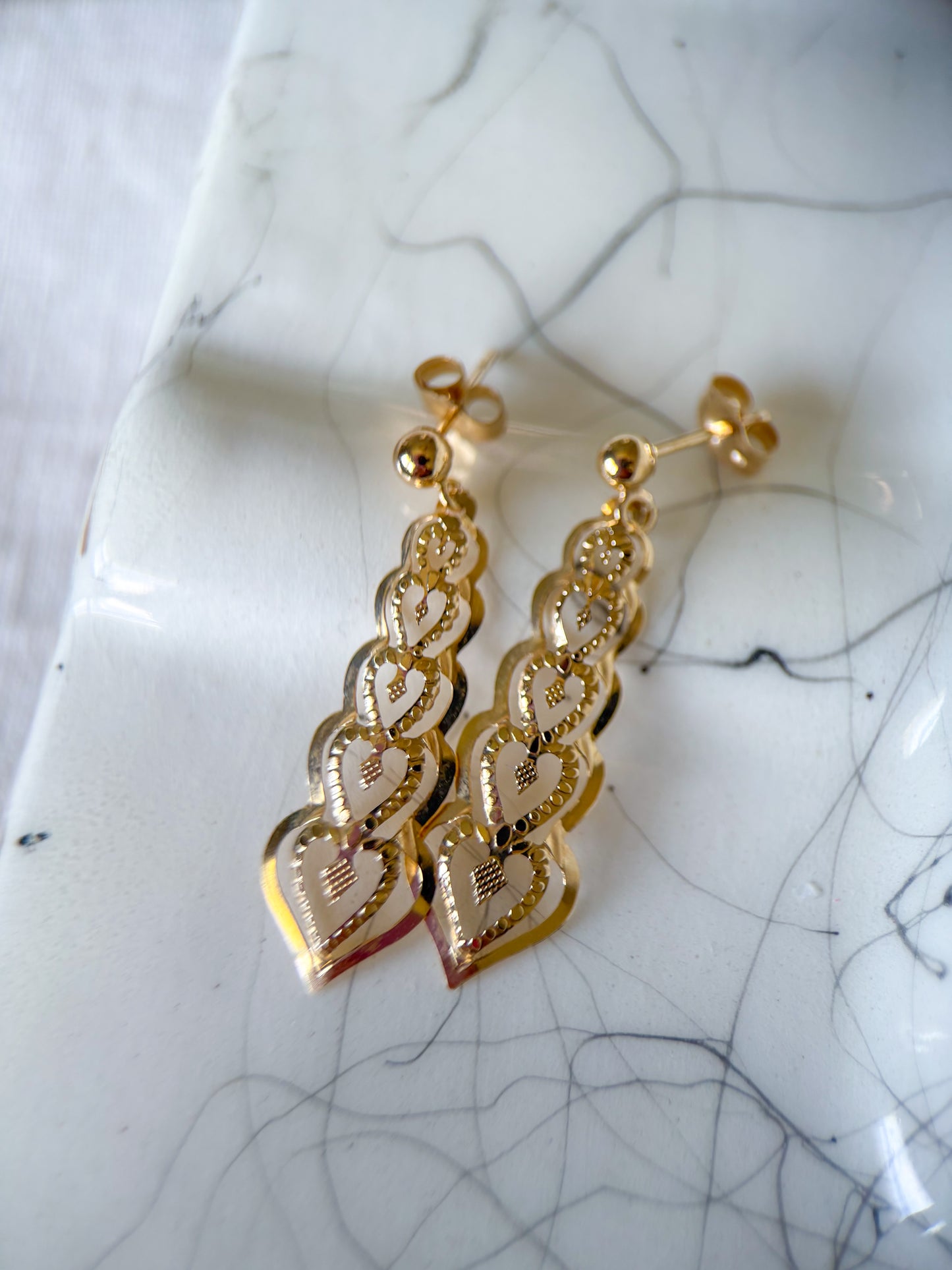 Vintage Dangle Heart 14k Yellow Gold Earrings