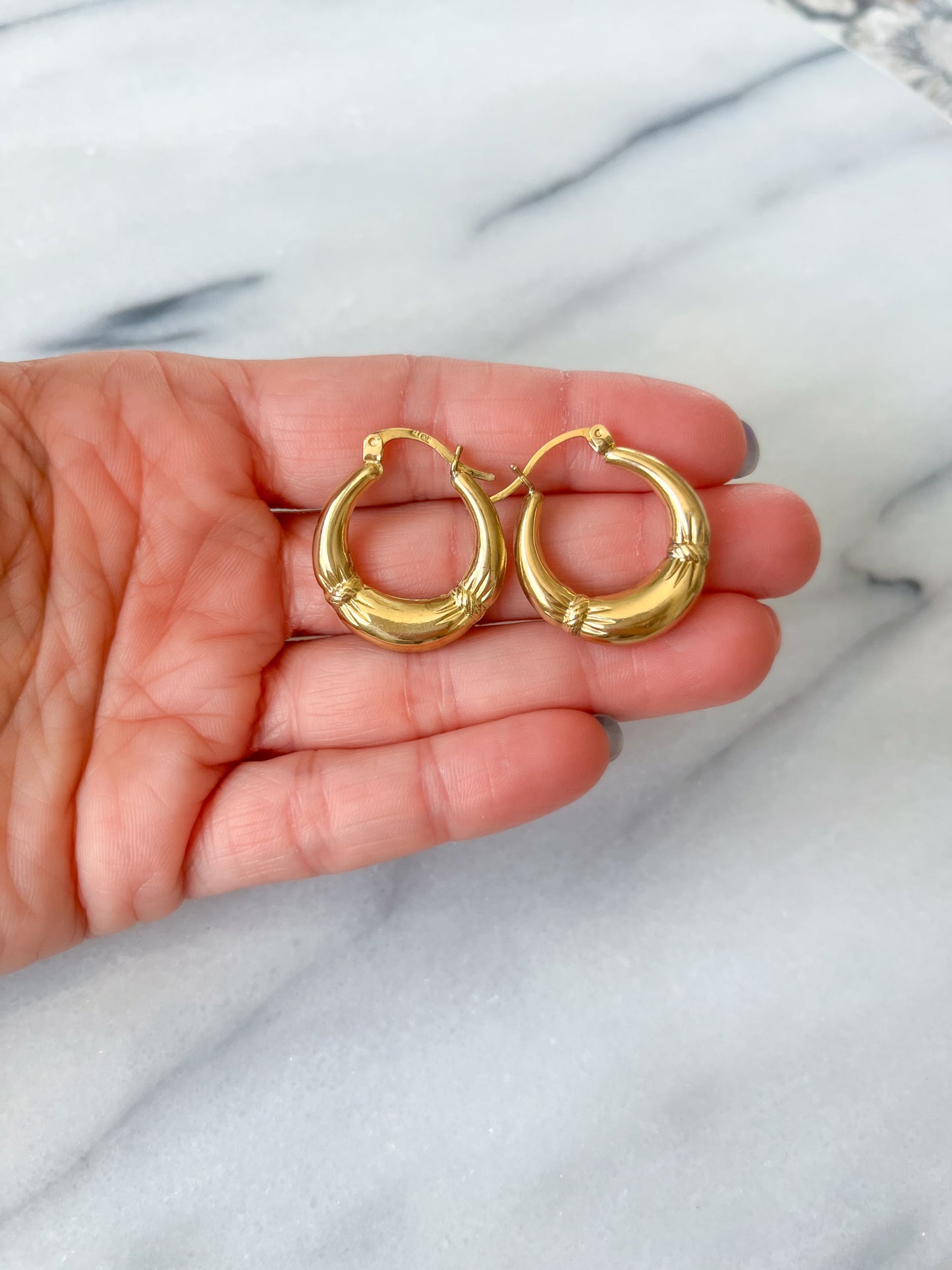 Vintage Puffy 10k Yellow Gold Hoop Earrings