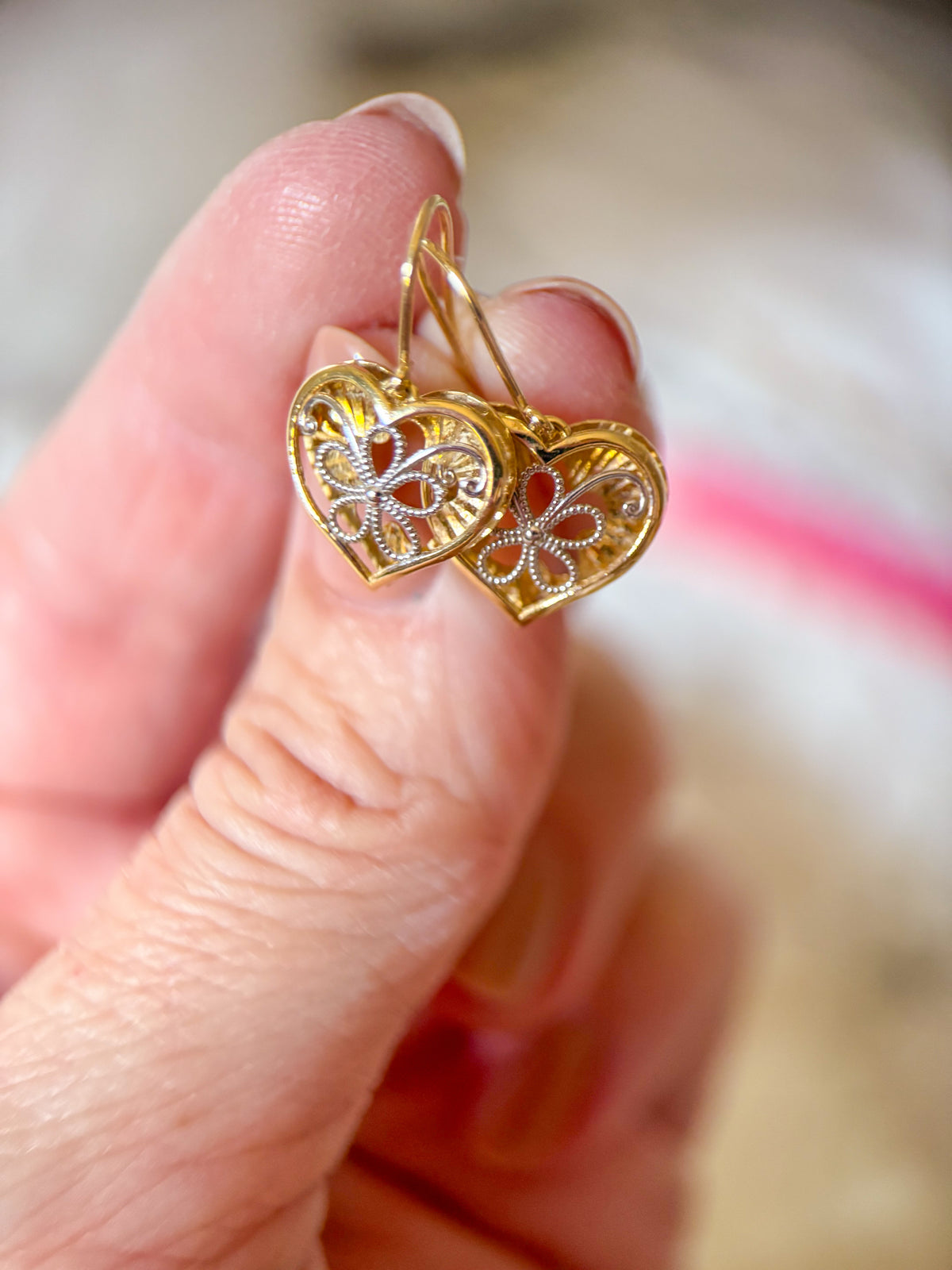 Vintage Dangle Heart 14k Yellow and White Gold Two Toned Earrings