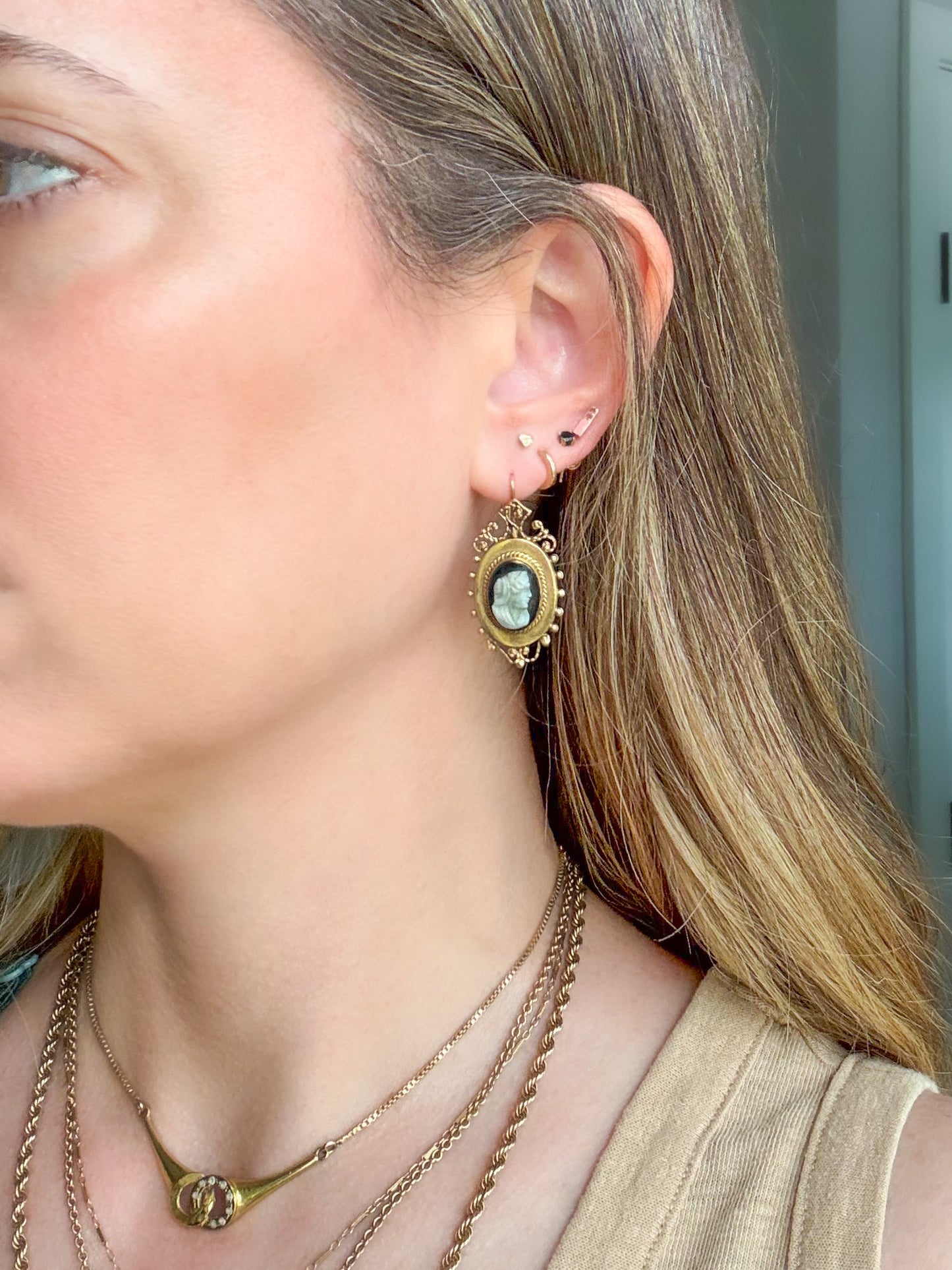 Vintage 14k Yellow Gold Cameo Earrings