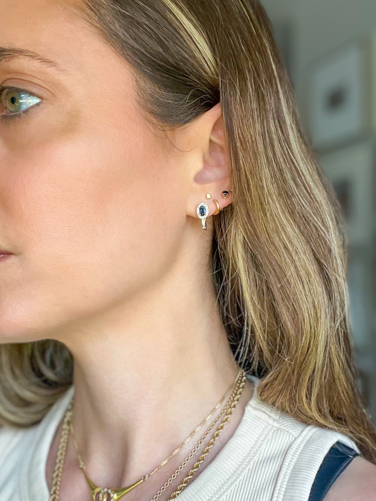 Vintage Natural Sapphire and Natural Diamond 14k Yellow Gold Drop Earrings