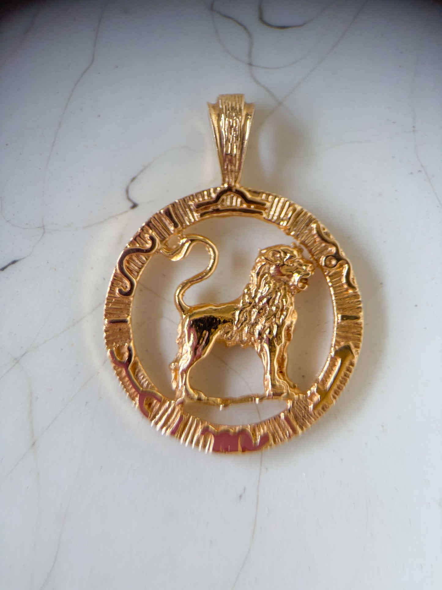 Vintage Leo Zodiac Sign 14k Yellow Gold Charm