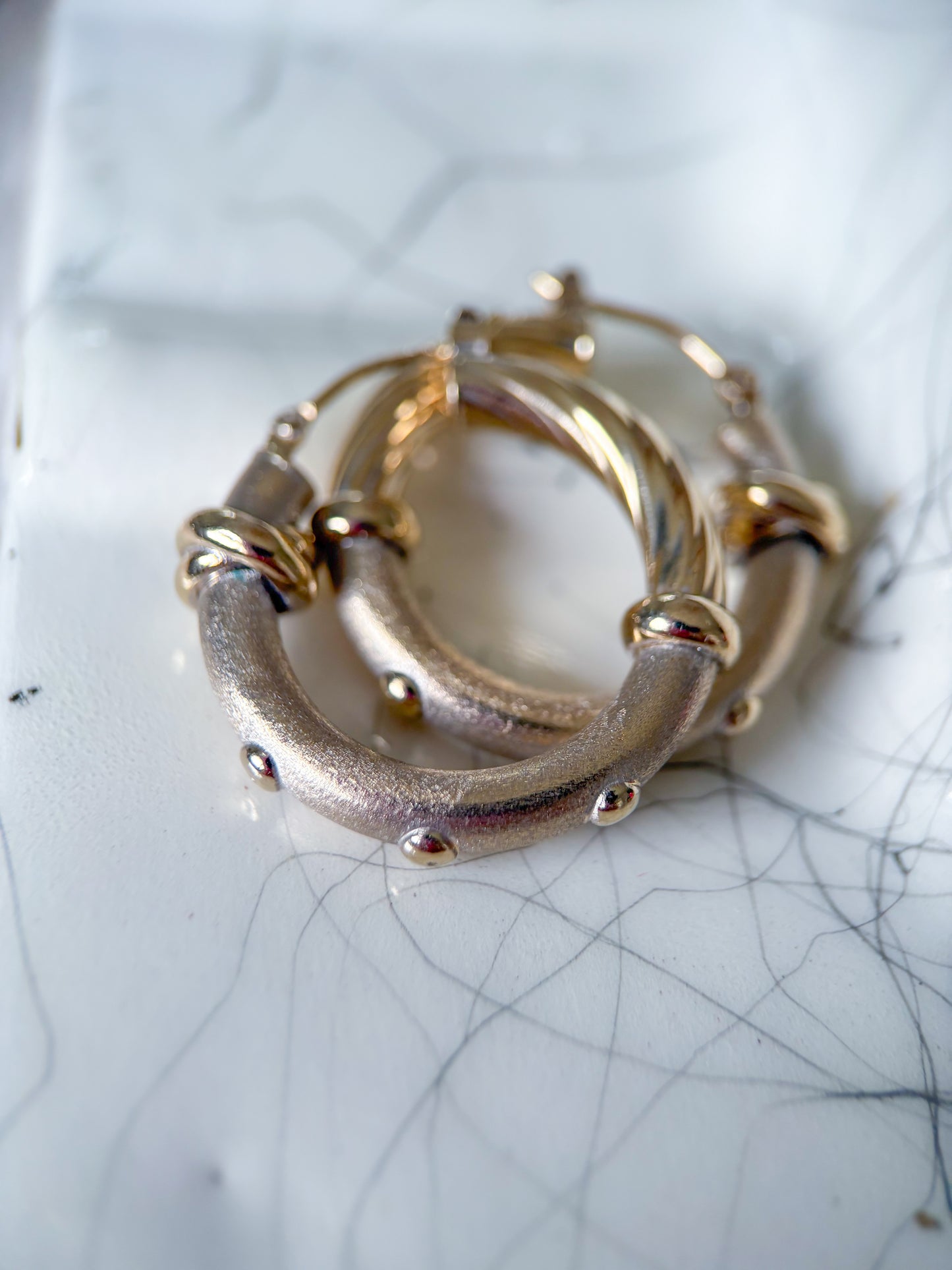 Vintage 18k White Gold Matte & Shiny Hoops
